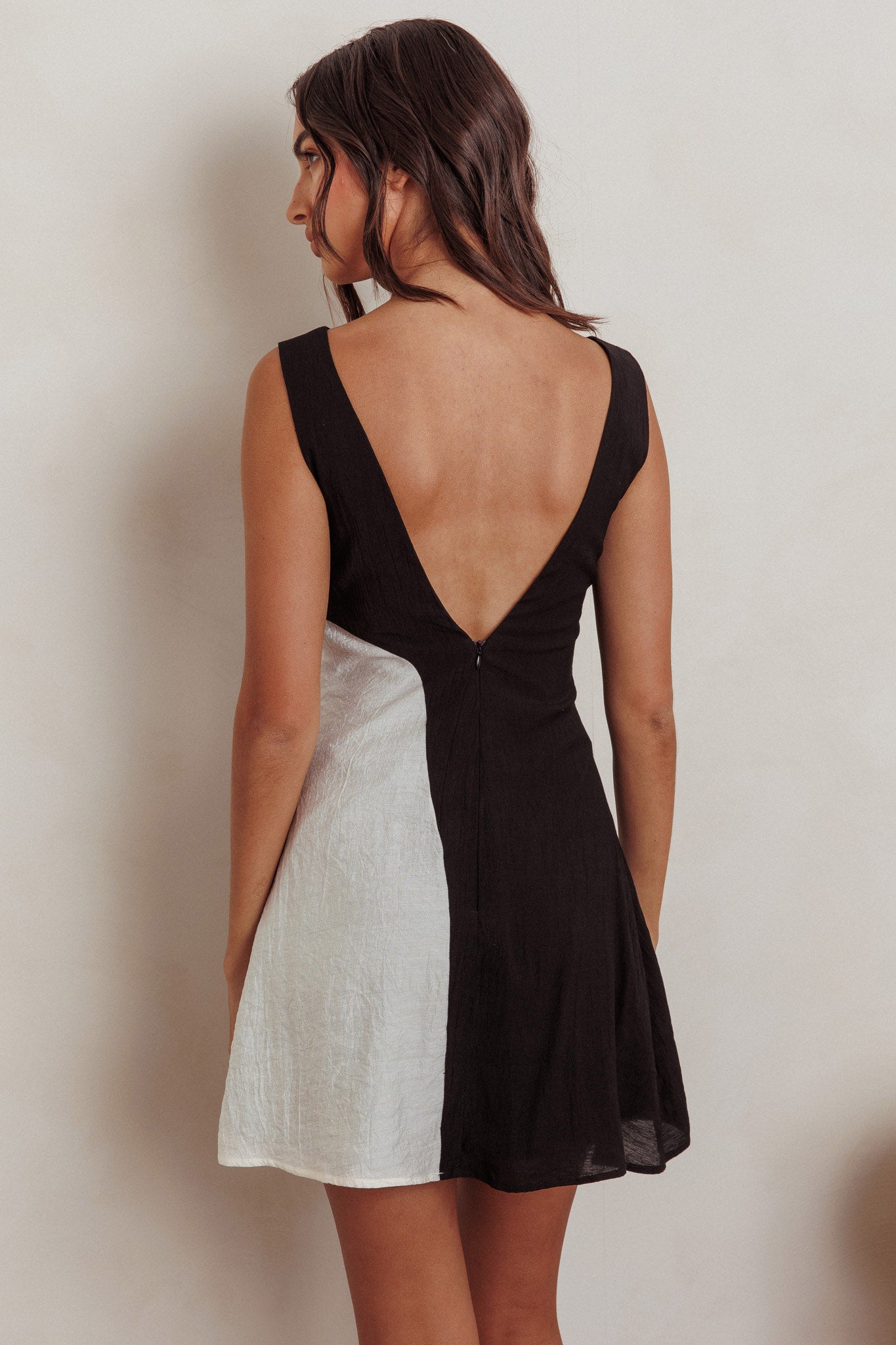 Loving Me Sleeveless A-line Mini Dress Black/Sand by Selfie Leslie