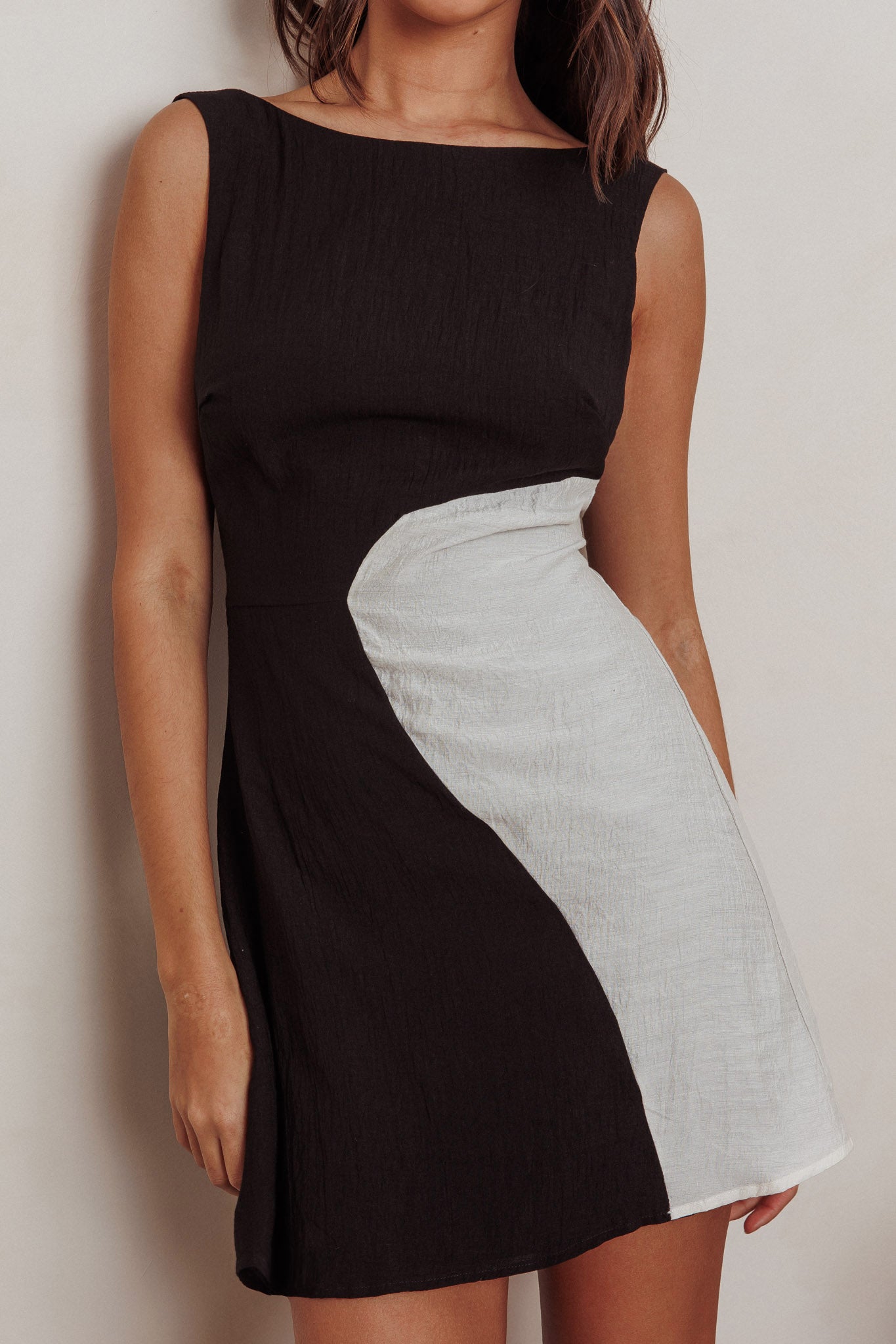 Loving Me Sleeveless A-line Mini Dress Black/Sand by Selfie Leslie