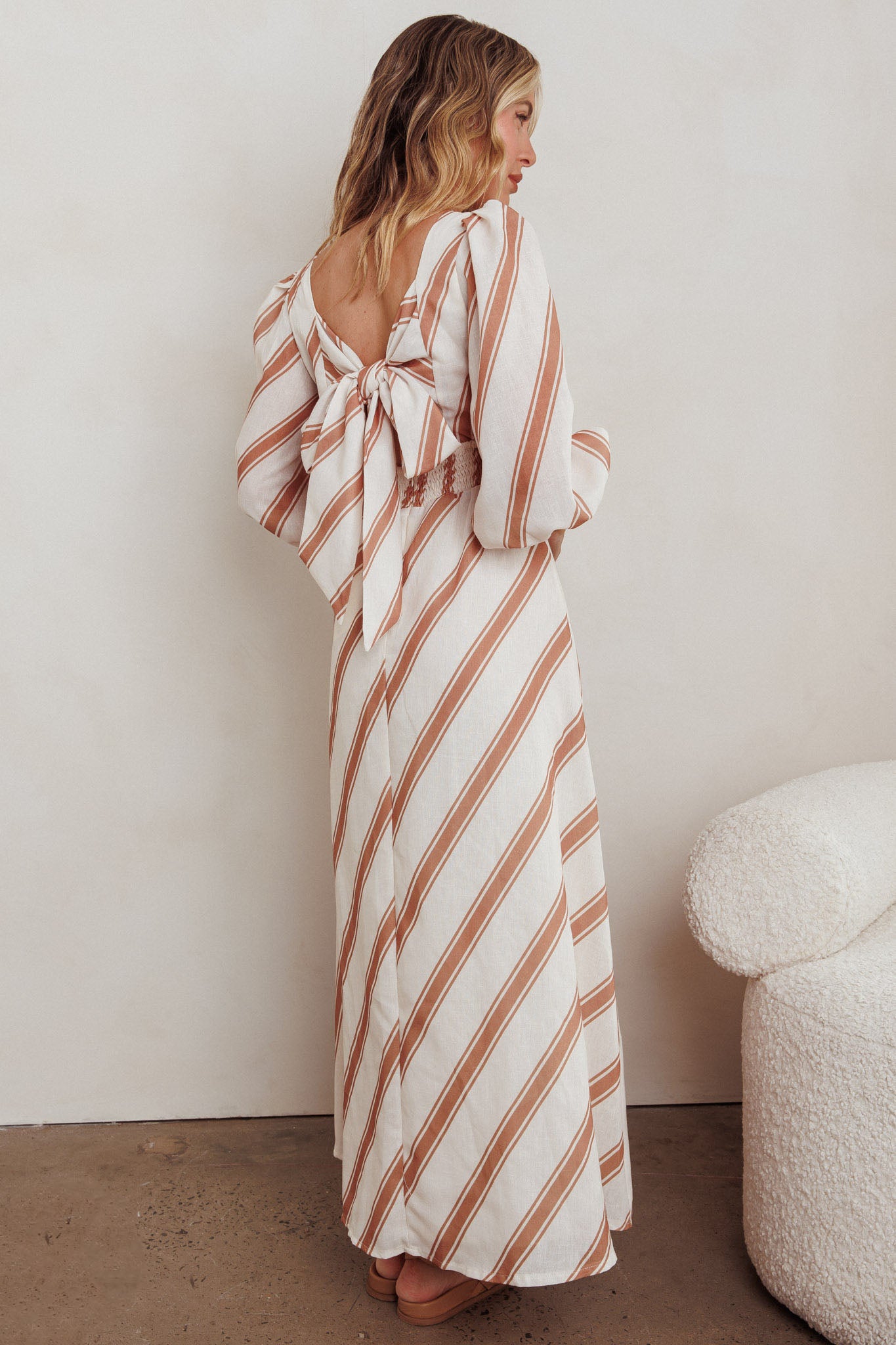 Transcendent Puff Sleeves Striped Maxi Dress Tan– Selfie Leslie
