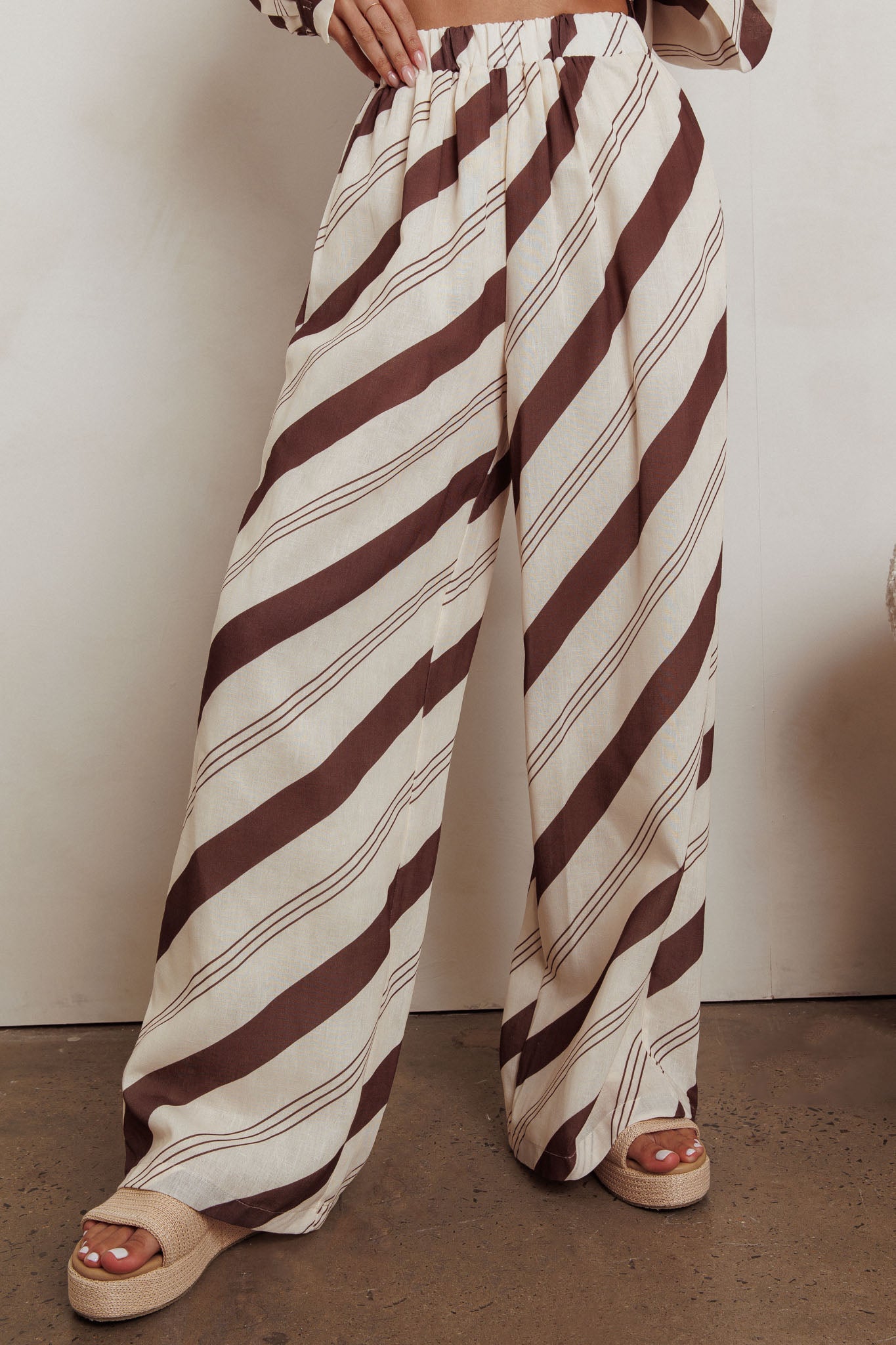 Alex Elastic Waist Striped Print Pant Cream/Cacao by Selfie Leslie