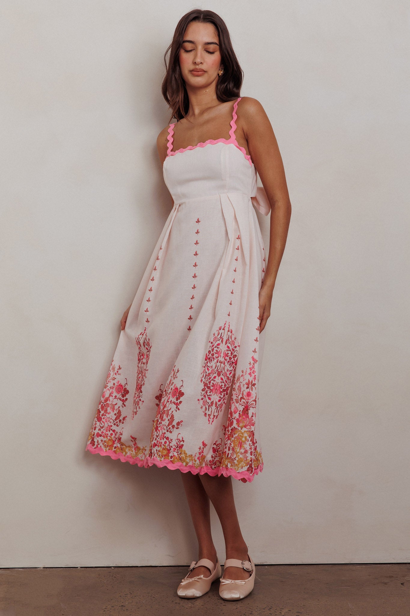 Asami Floral Print Ric Rac Trim Midi Dress Blush | Selfie Leslie