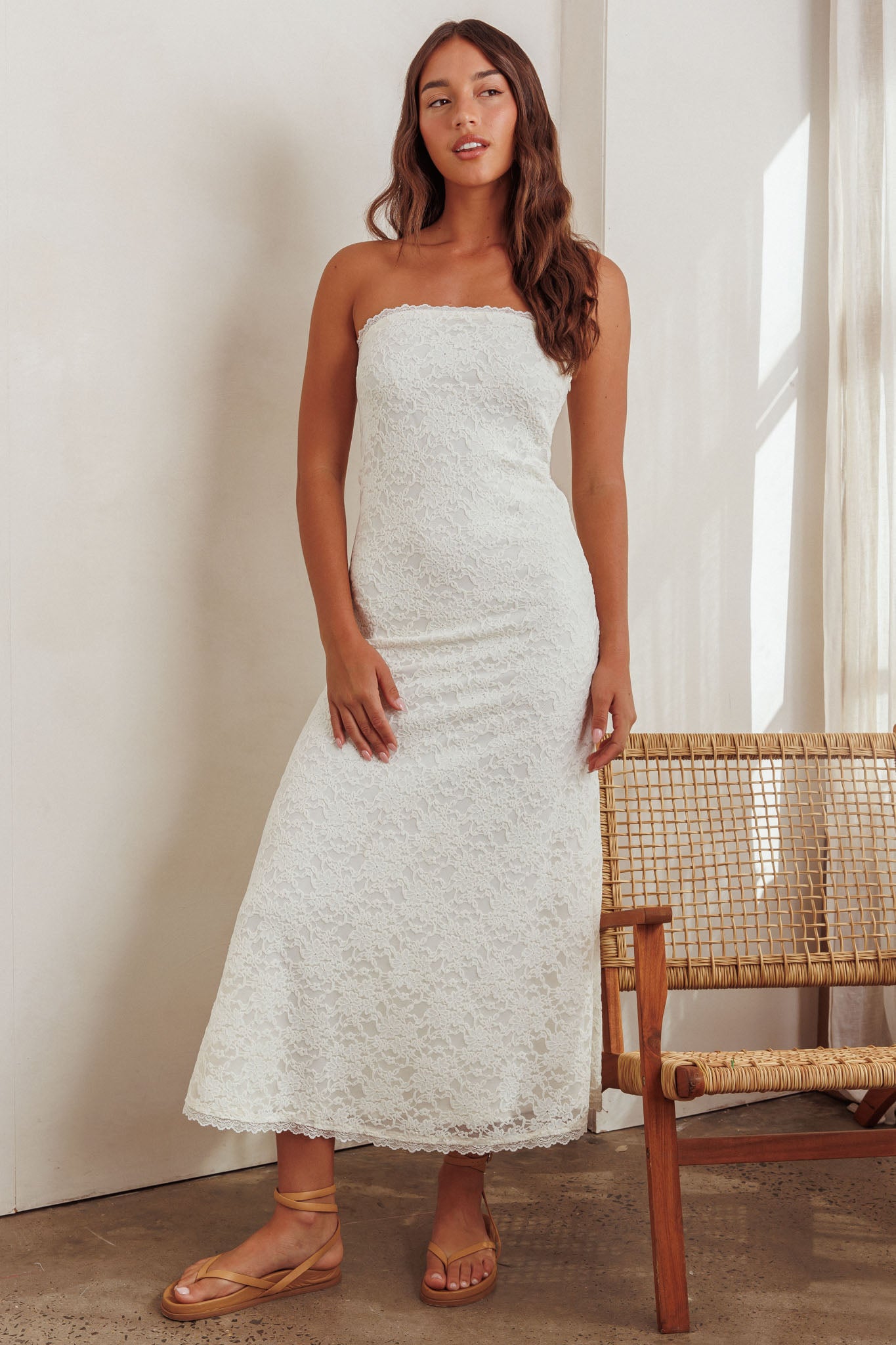 Artice Strapless Maxi Dress Lace Cream– Selfie Leslie