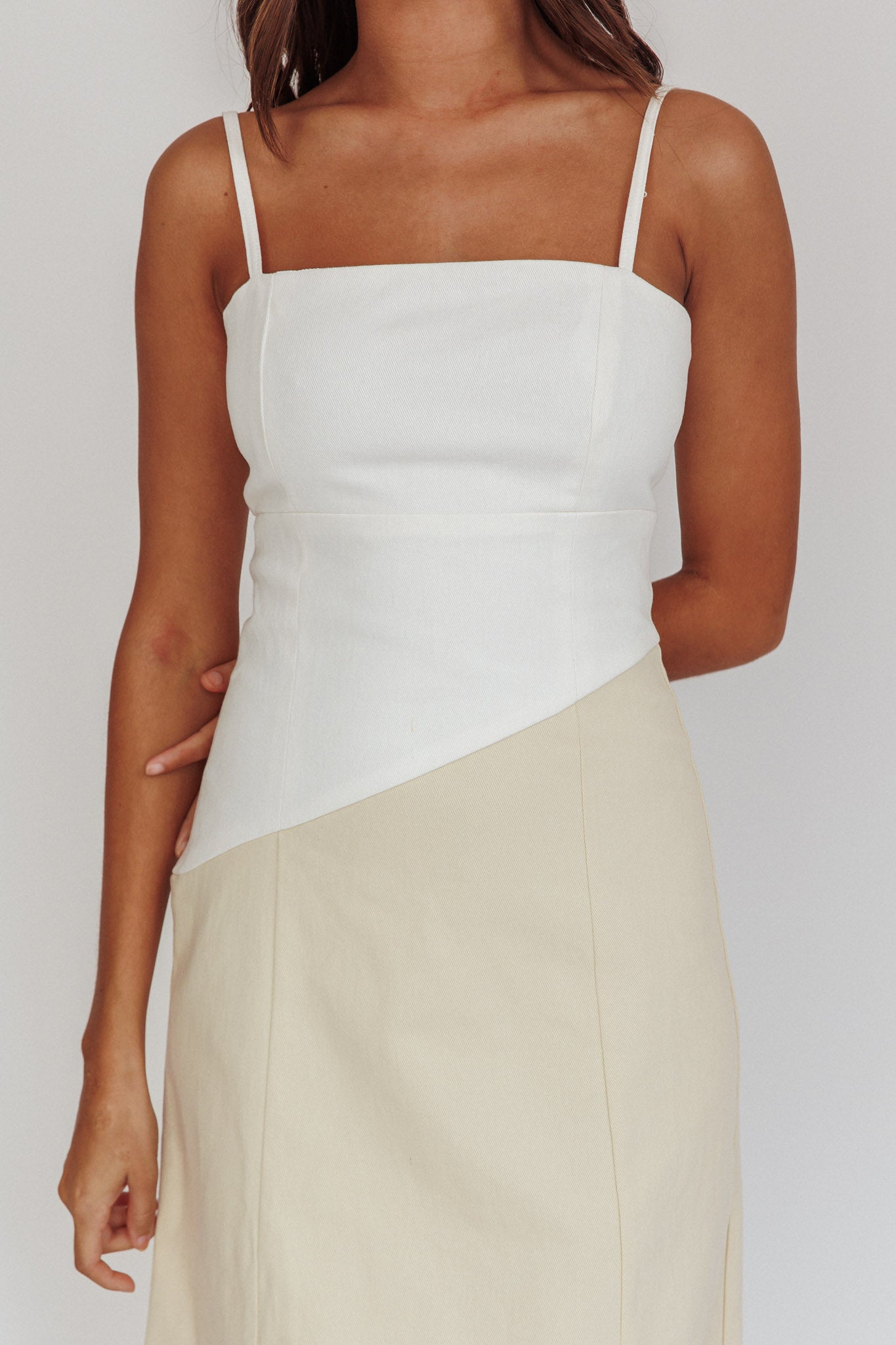 Irelia Contrast Maxi Dress White by Selfie Leslie