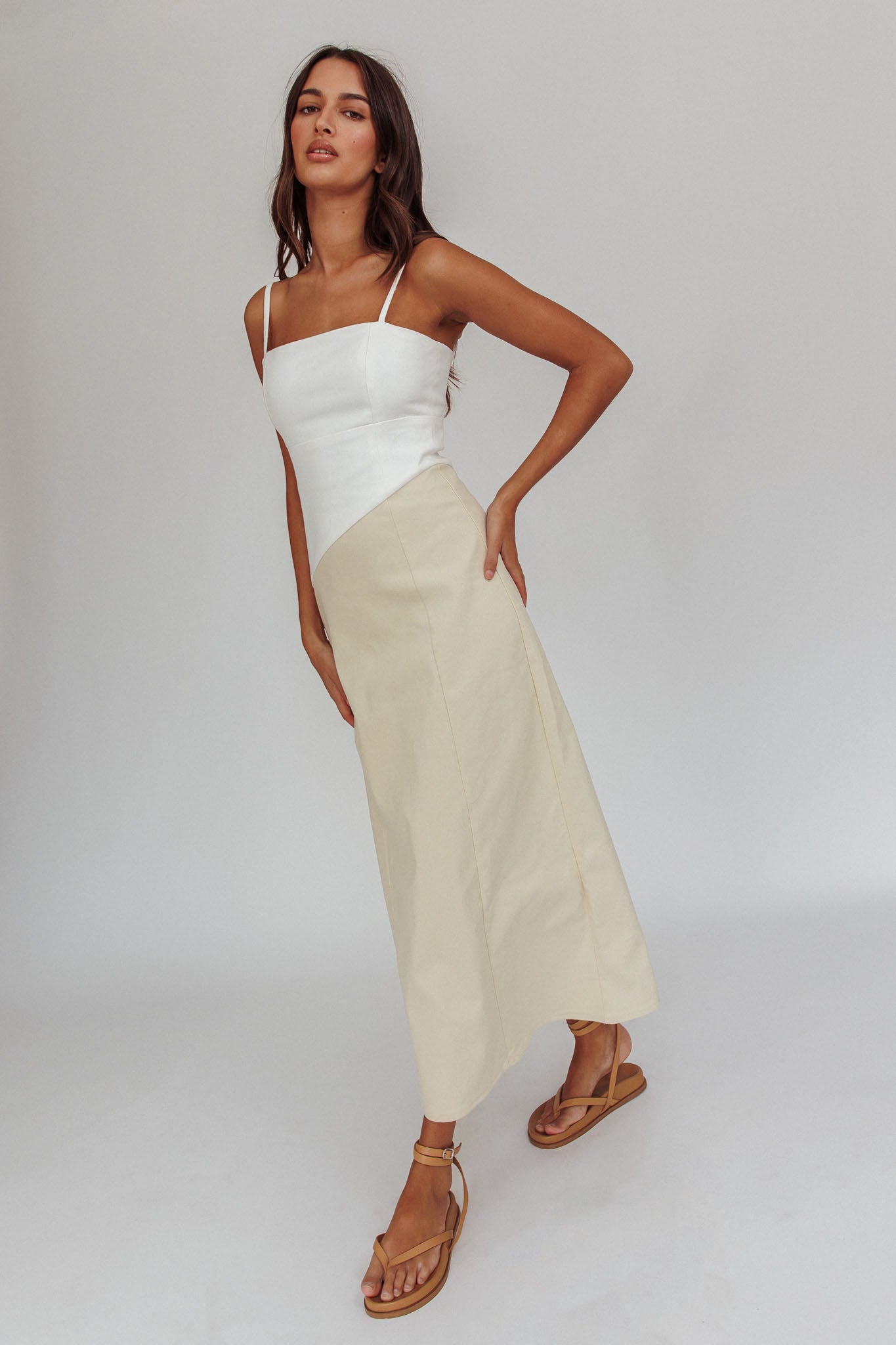 Irelia Contrast Maxi Dress White by Selfie Leslie