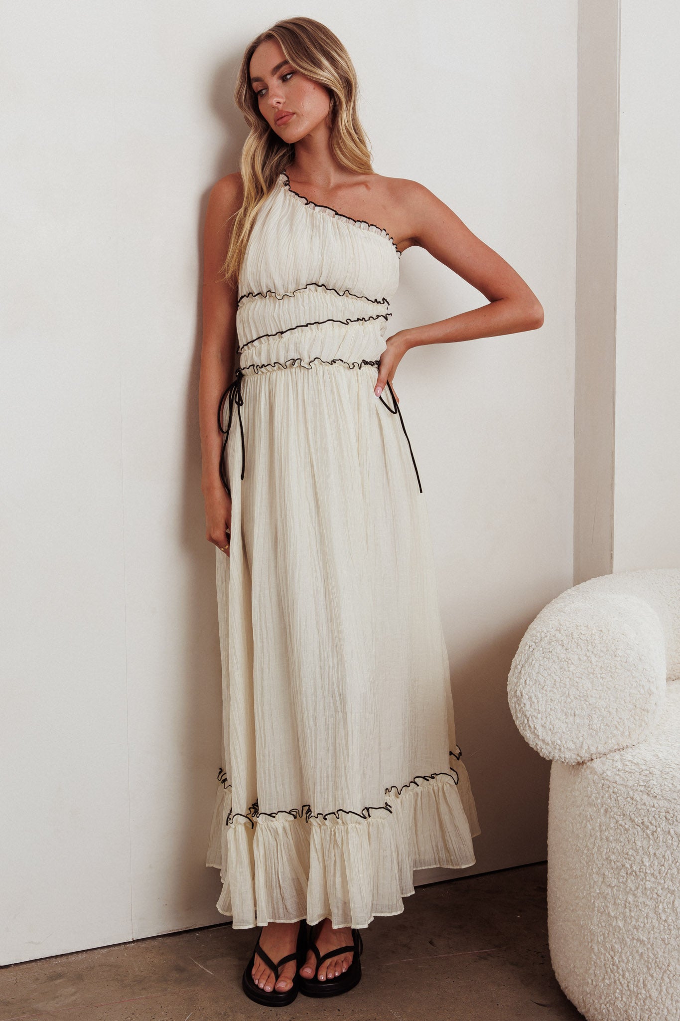 Ballad One-Shoulder Maxi Dress Cream - XL Ballad One-Shoulder Maxi Dress Cream - XL