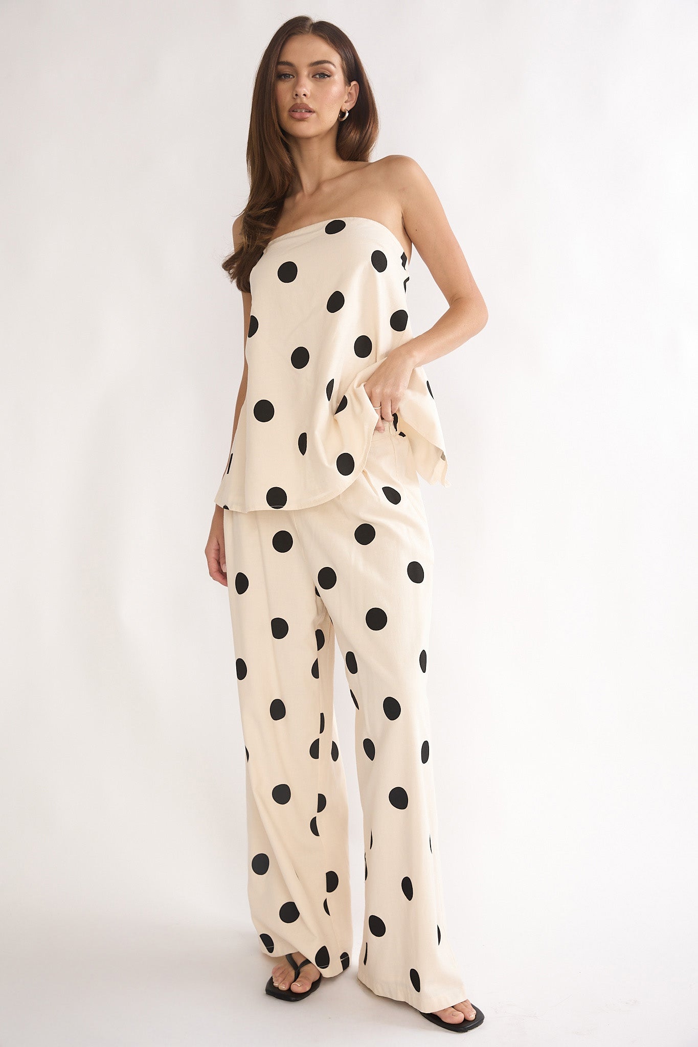 Loraya Wide Leg Pleat Pants Polka Dot Beige/Black