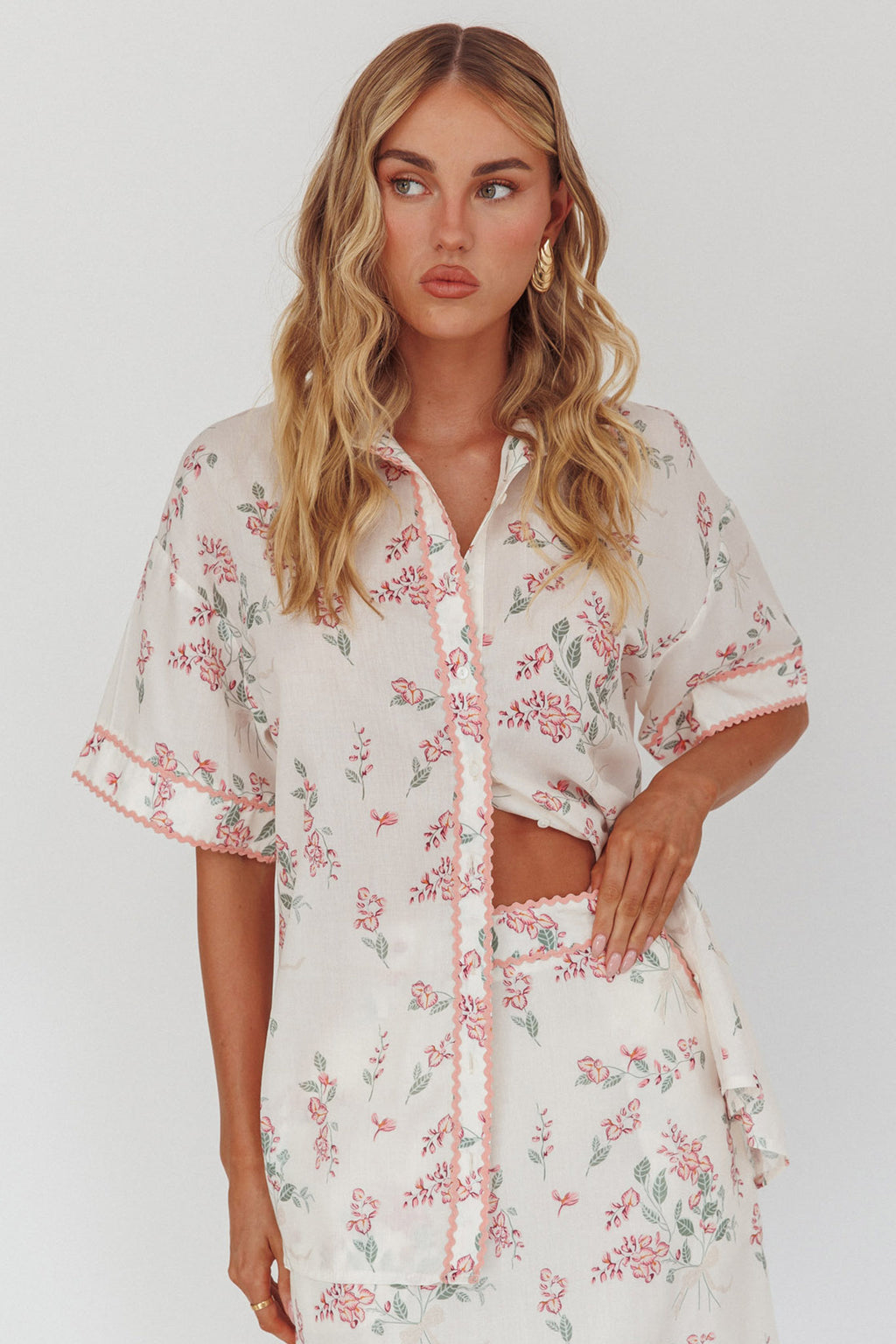 Catherina Ric-Rac Trim Button-Up Shirt Floral Pink by Selfie Leslie