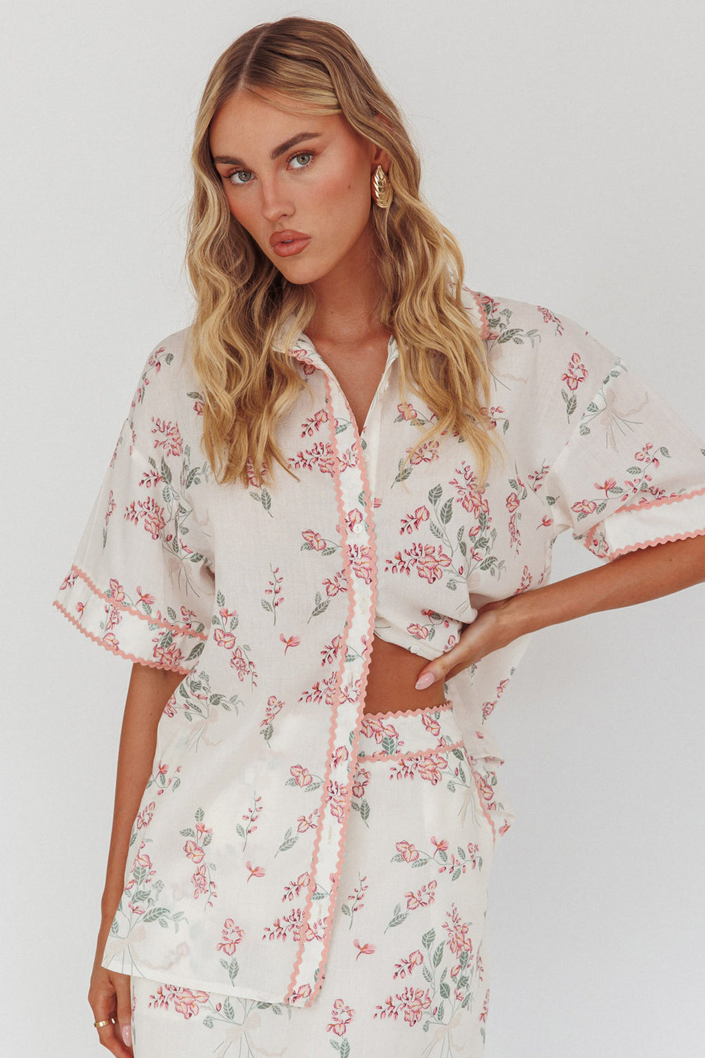 Catherina Ric-Rac Trim Button-Up Shirt Floral Pink by Selfie Leslie