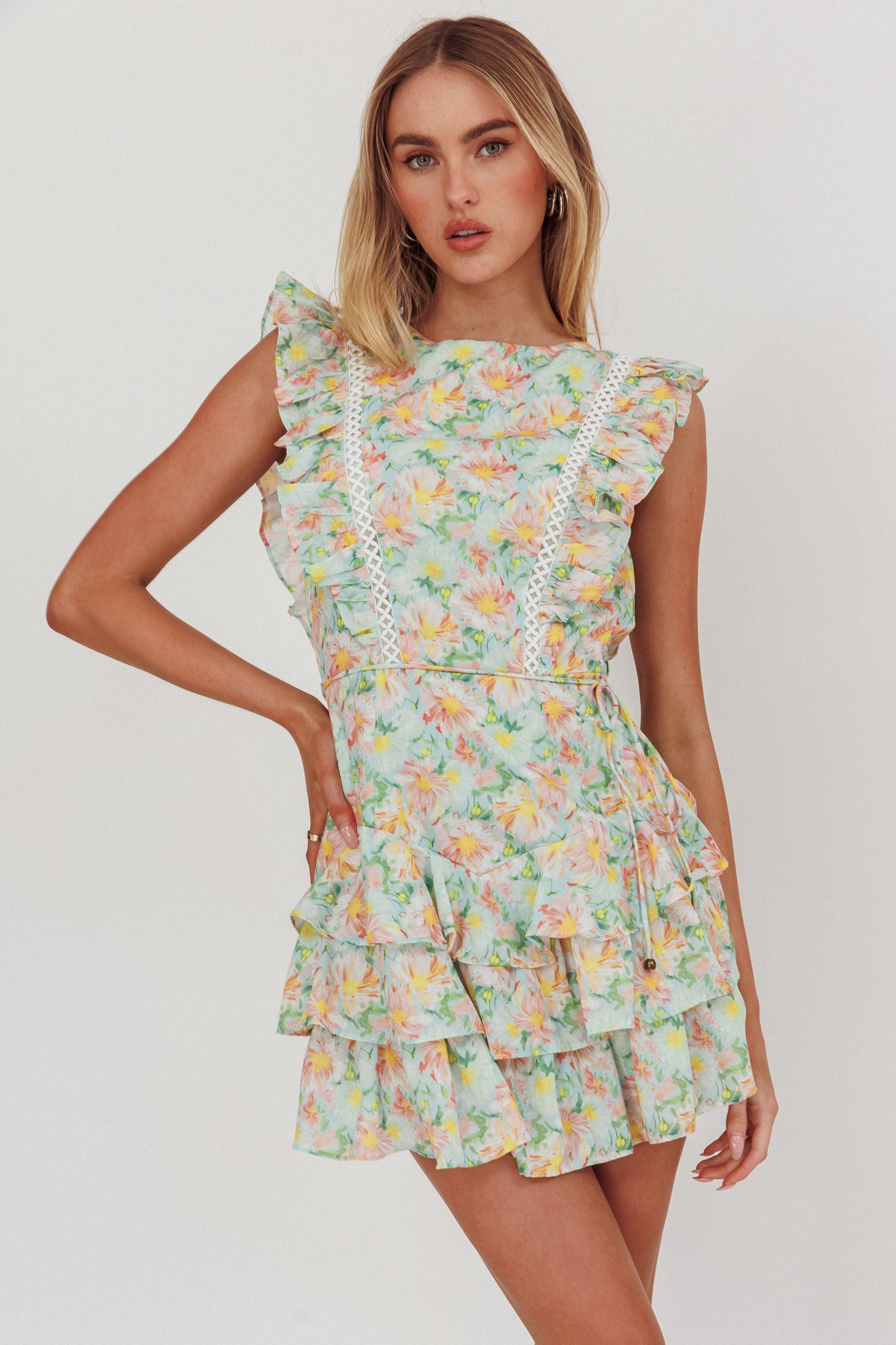 Weekend Muse Sleeveless Layered Frill Romper Floral Multi– Selfie