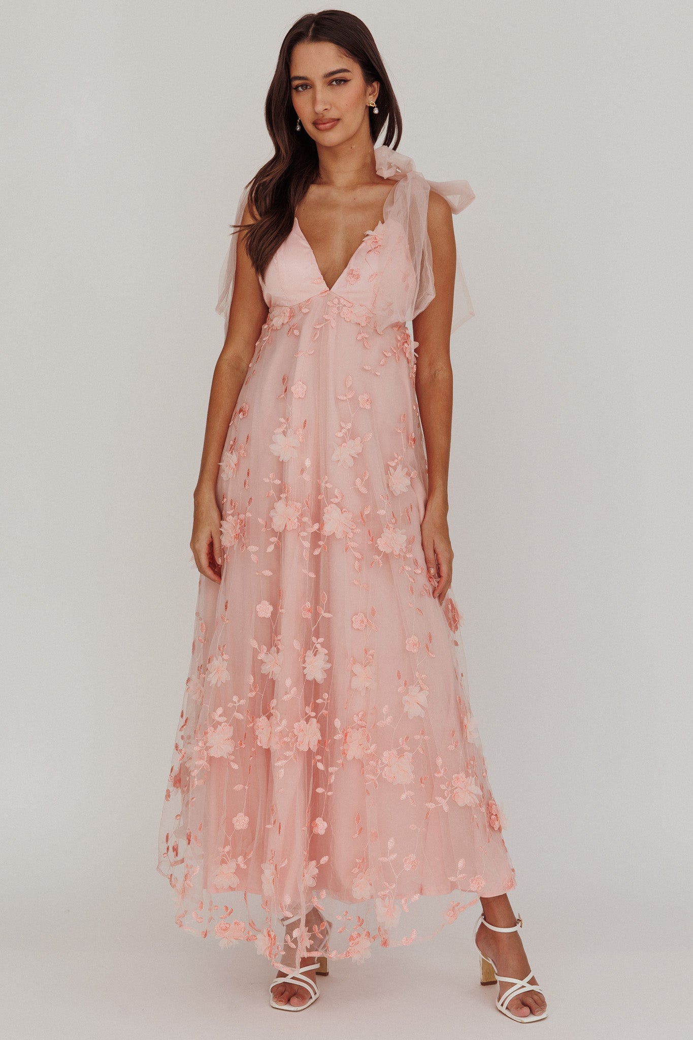 Chantilly Tied Shoulder Maxi Dress Blush– Selfie Leslie