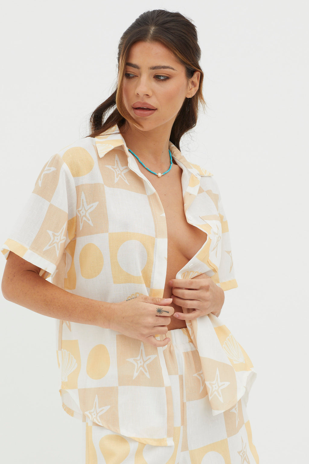 Just A Hunch Button Shirt Shell Print Yellow Multi by Selfie Leslie