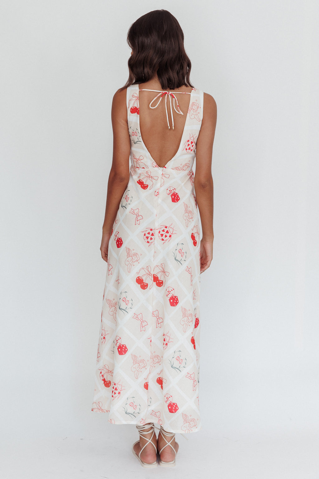 Coucou V-Neckline Maxi Dress Print Beige by Selfie Leslie