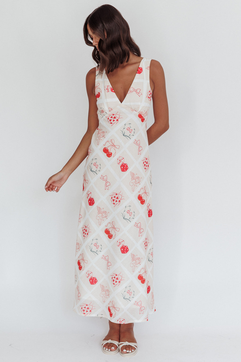 Coucou V-Neckline Maxi Dress Print Beige by Selfie Leslie