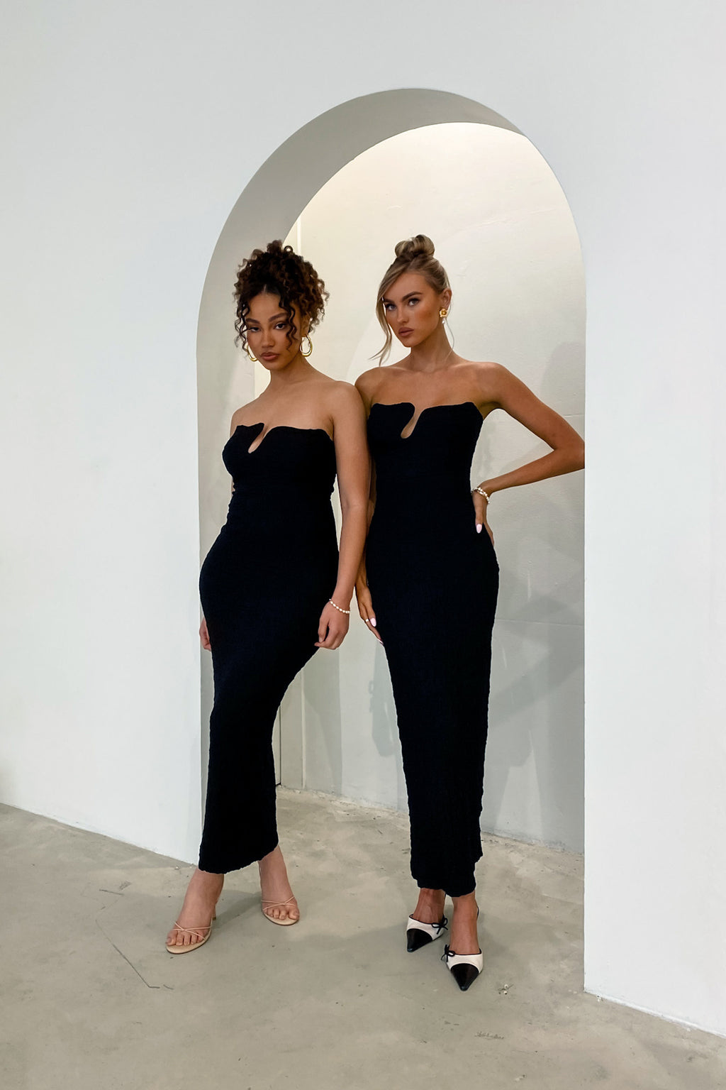 Horizon Strapless Textured Midi Dress Black | Selfie Leslie Horizon Strapless Textured Midi Dress Black | Selfie Leslie