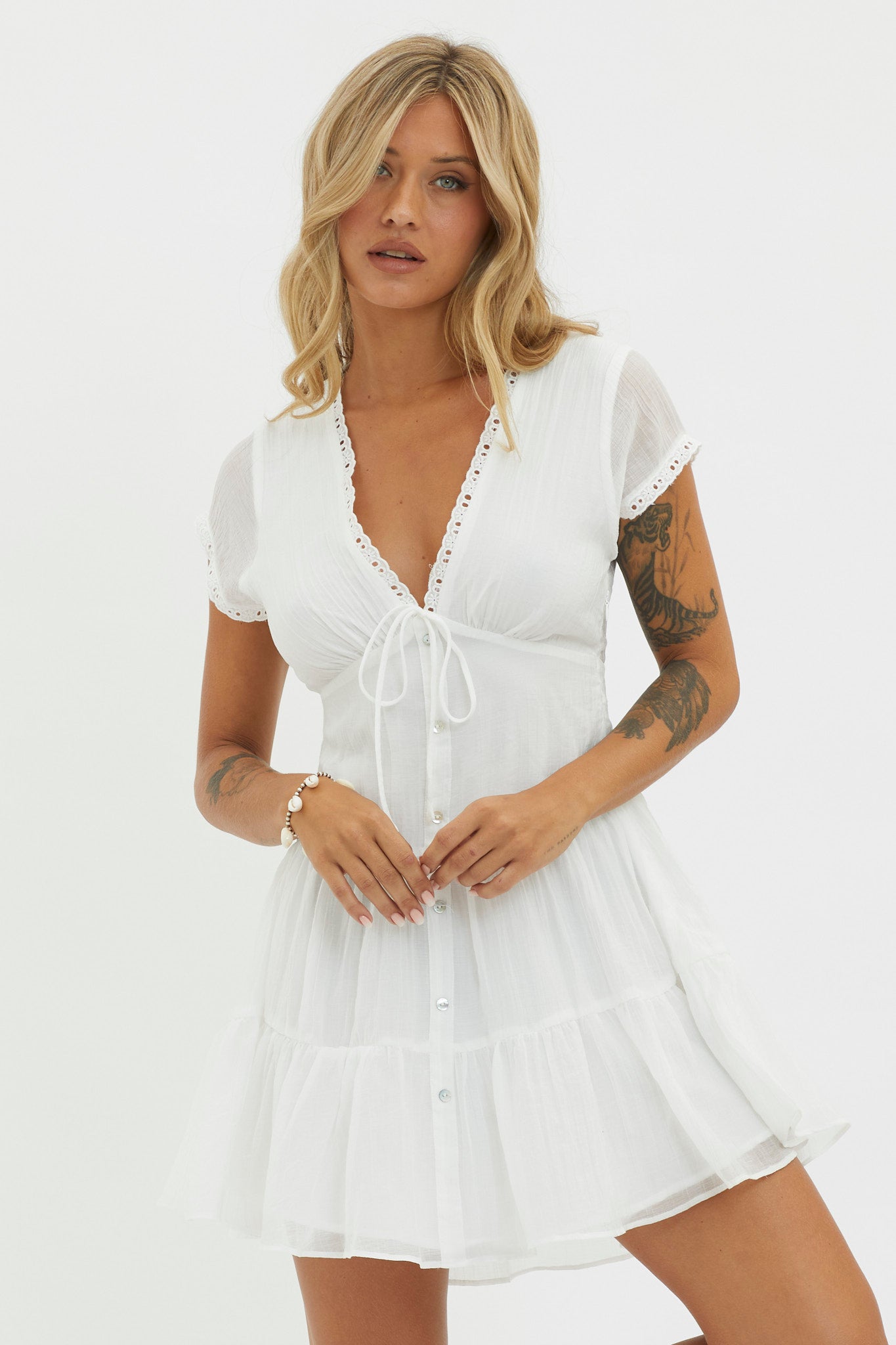 Azura Scalloped Lace Mini Dress White– Selfie Leslie