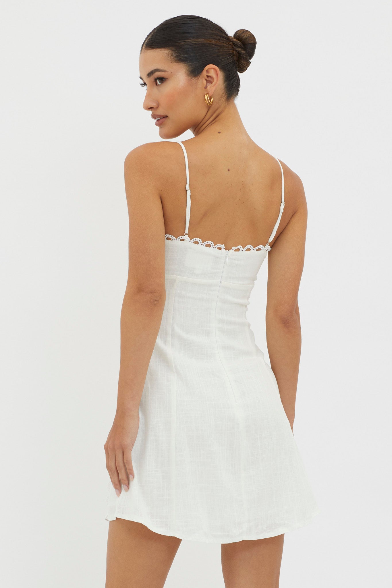 Chamberlain Scallop Trim Mini Dress White | Selfie Leslie