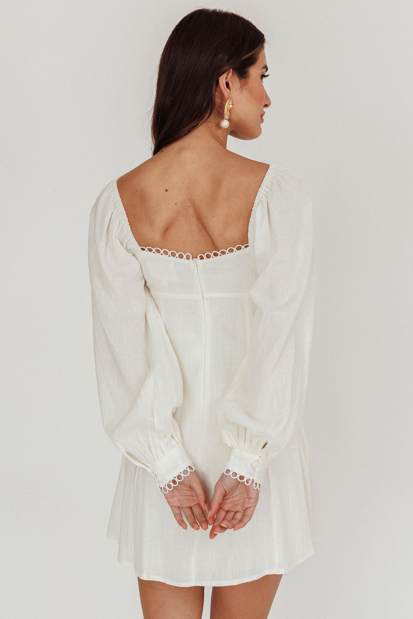 Chamberlain Balloon Sleeves Mini Dress White Chamberlain Balloon Sleeves Mini Dress White