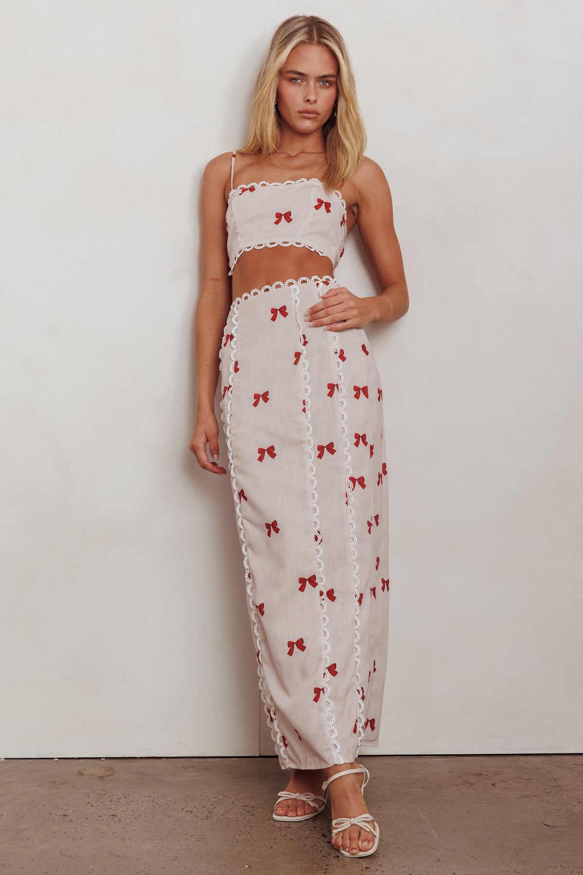 Chamberlain Scallop Trim Crop Top Fruit