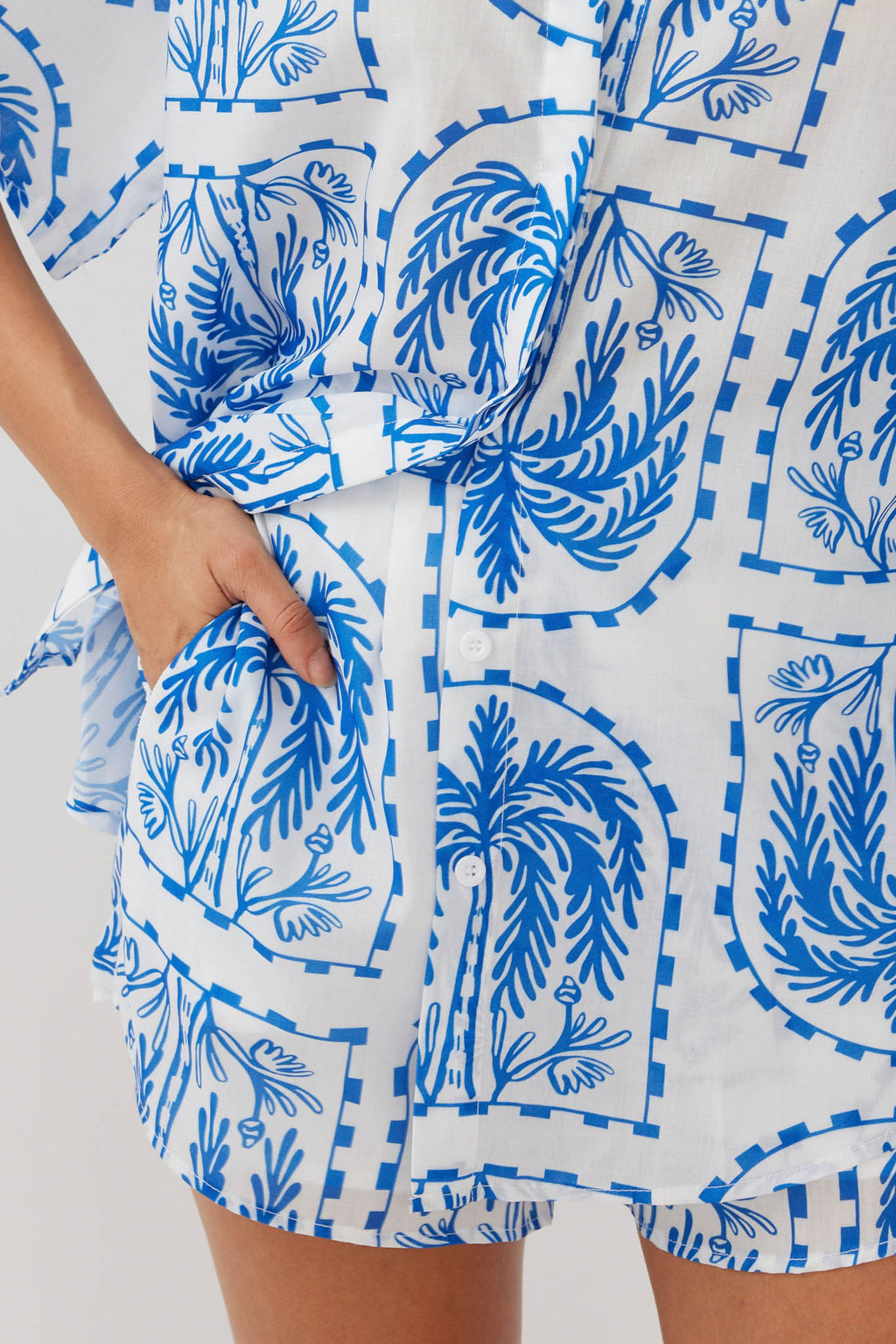 Cora Elastic Waist Shorts Print Blue White by Selfie Leslie