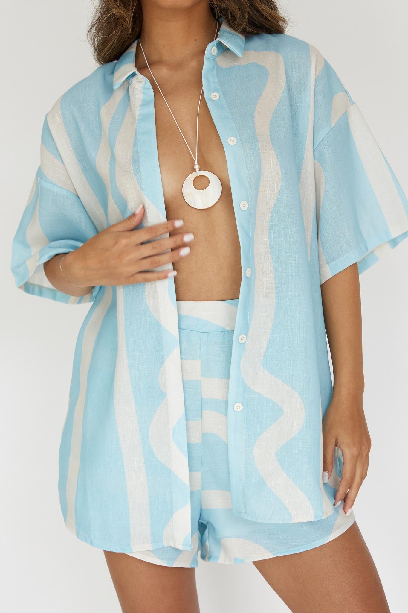 Cora Button-Up Shirt Print Baby Blue by Selfie Leslie