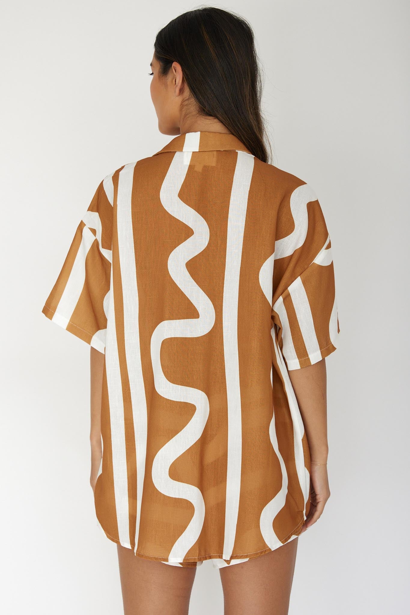 Cora Button-Up Shirt Print Tan by Selfie Leslie