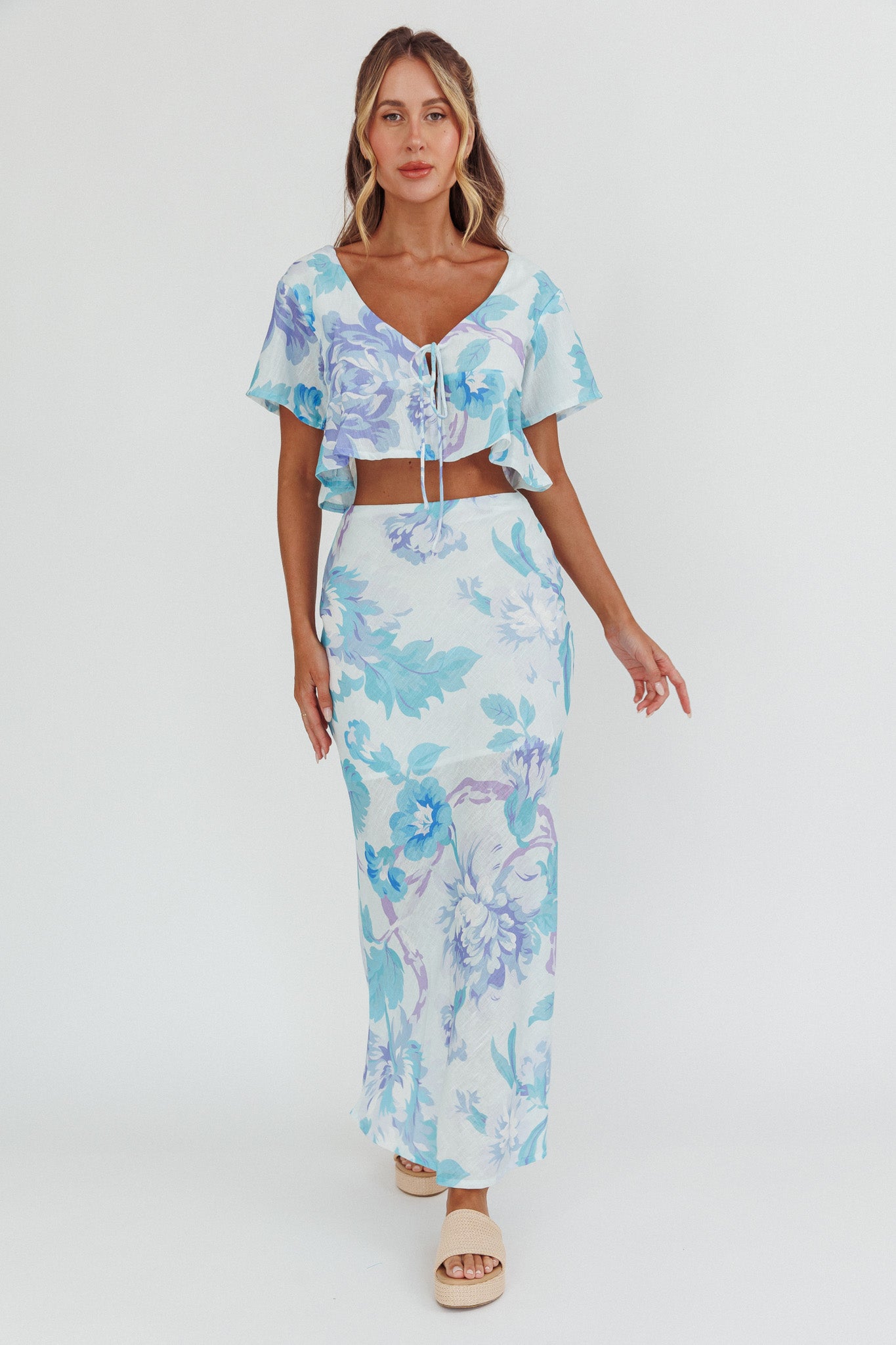 La Vie Floral Maxi Skirt Floral Blue by Selfie Leslie