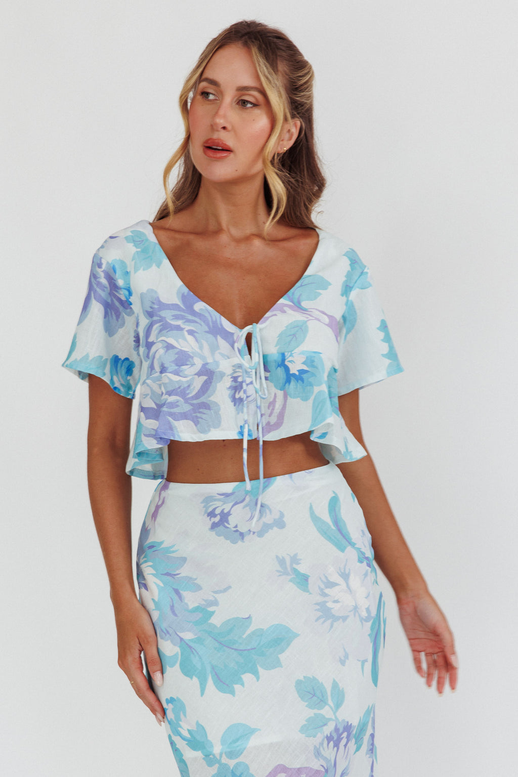 La Vie Tied Bust Crop Top Floral Blue by Selfie Leslie