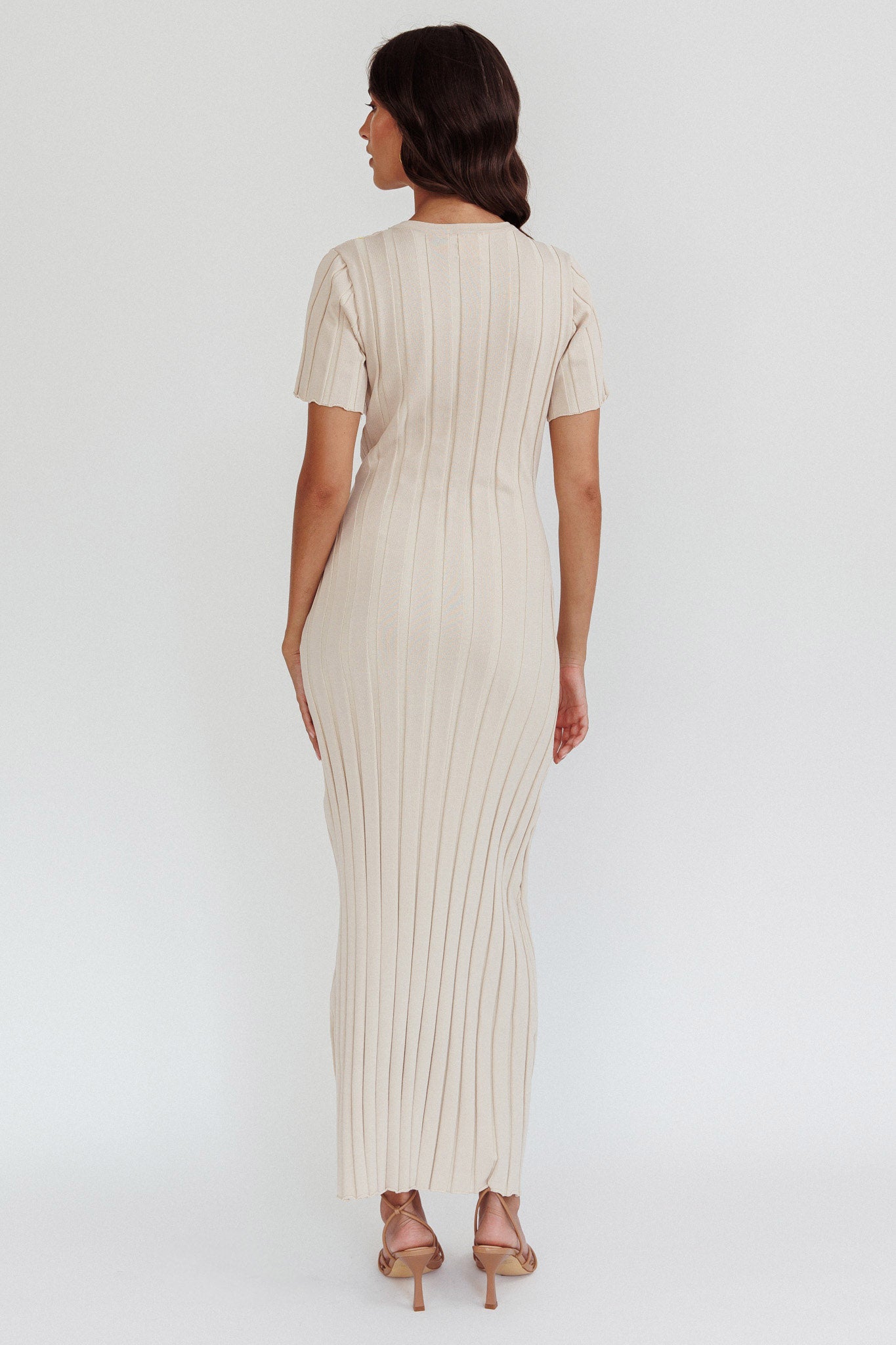 Shaylee Short Sleeve Knit Maxi Dress Sand Shaylee Short Sleeve Knit Maxi Dress Sand