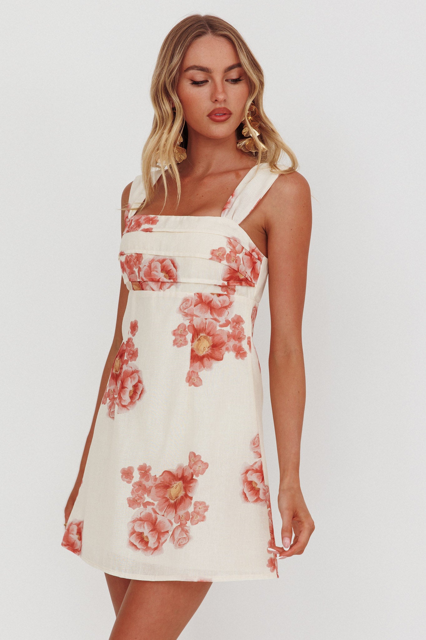 Dixon Pintuck Pleat Mini Dress Floral Beige by Selfie Leslie