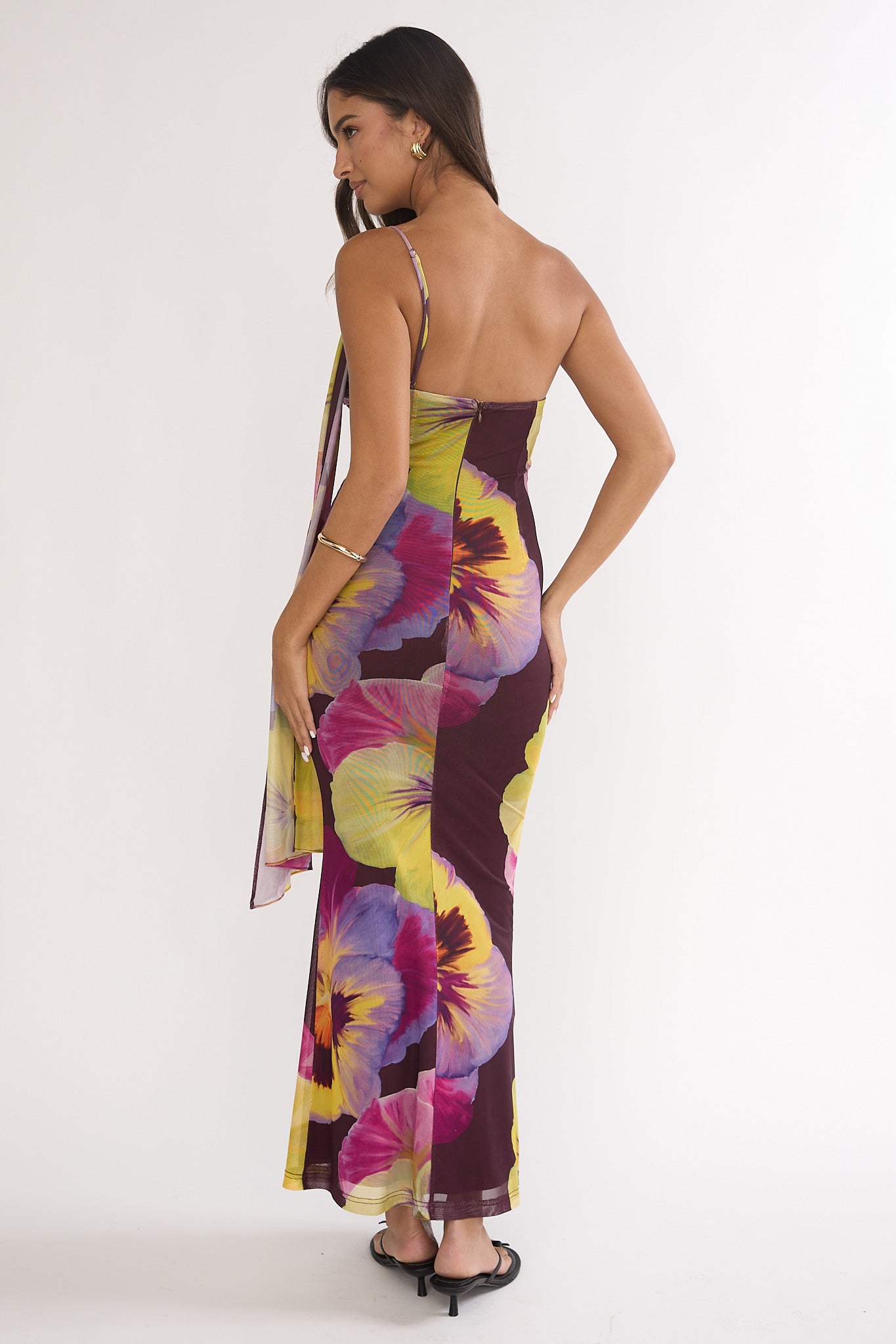 Tallis One-Shoulder Asymmetric Neckline Dress Brown - M Tallis One-Shoulder Asymmetric Neckline Dress Brown - M