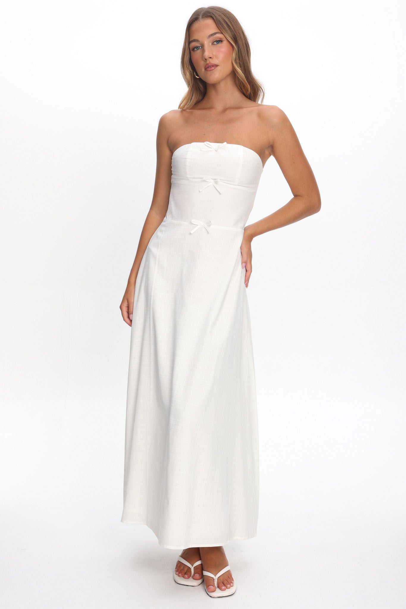 white pleated classic strapless sleeveless a line maxi dress White Pleated Satin Strapless Sleeveless A-Line Maxi Dress