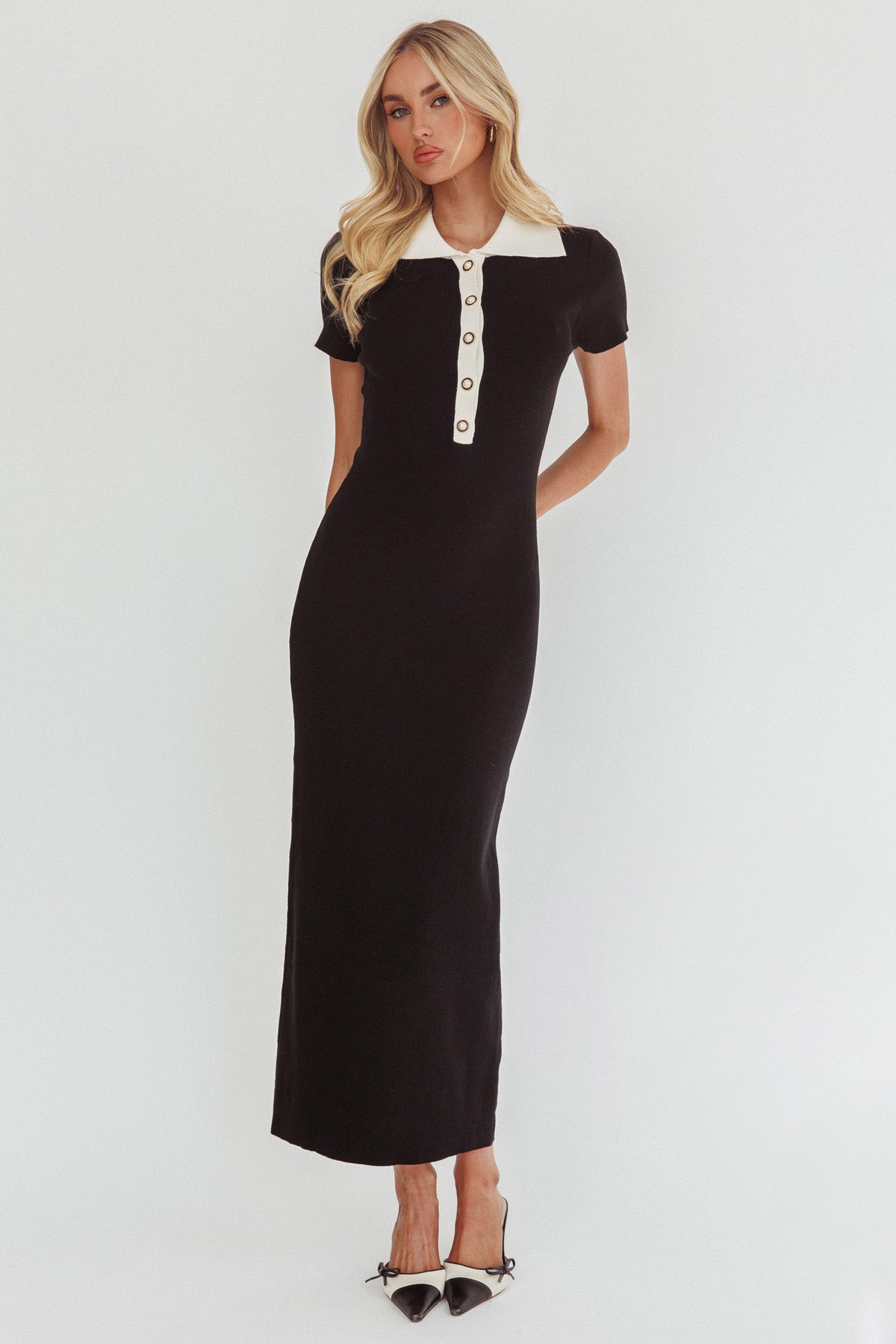 knit button up dress Jessa Mae Neckline Maxi Black Size:S / US 4 dress length 49 MARCH_TOTAL_12 Finding the Perfect Bra