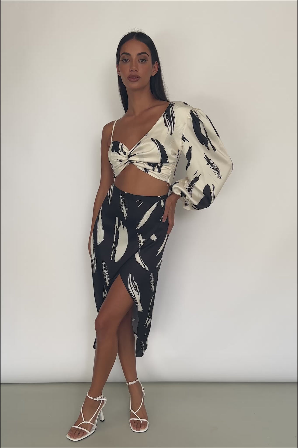 Amina Twist Bust Crop Top Printed Off White