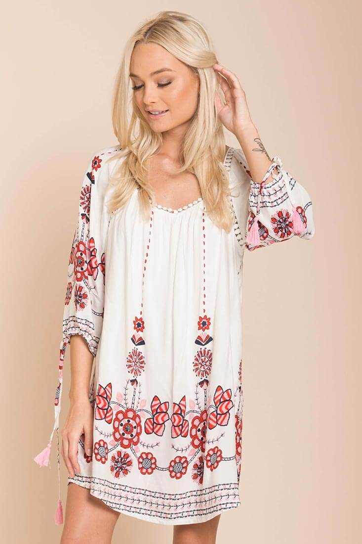Ellis Floral Day Dress White / Red by Selfie Leslie