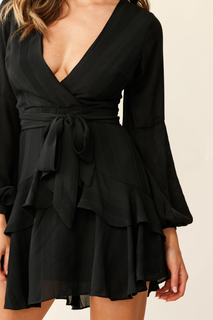 Shop the Kerry Layered Balloon Sleeve Dress Solid Black | Selfie Leslie