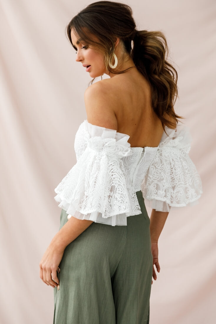 Arna Bell Sleeve Off-Shoulder Top White by Selfie Leslie