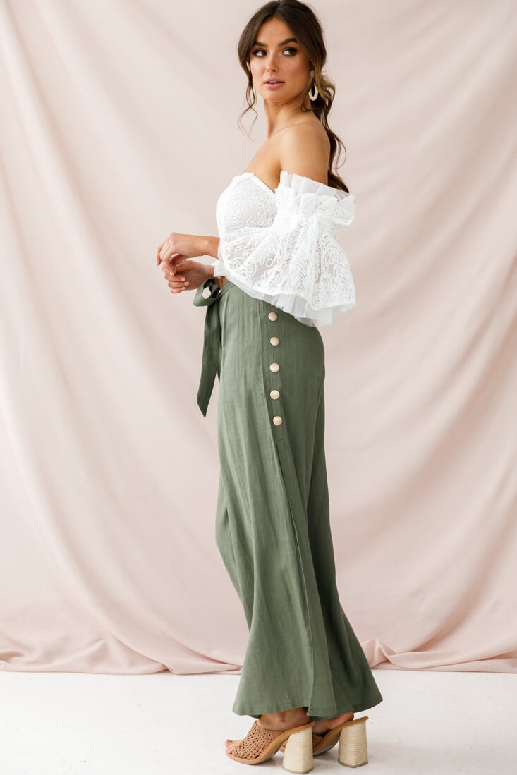 Arna Bell Sleeve Off-Shoulder Top White by Selfie Leslie