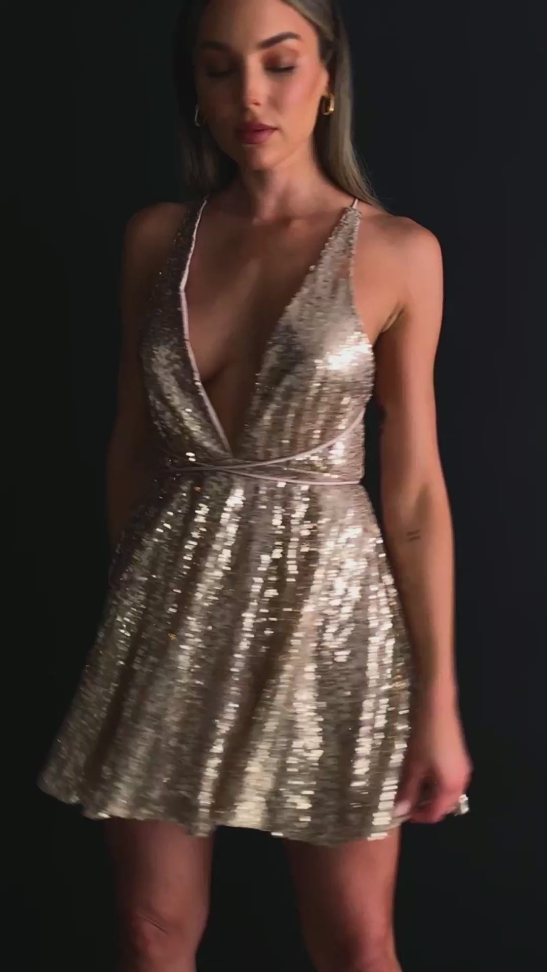 Floating By Plunging Neckline Mini Dress Sequin Gold