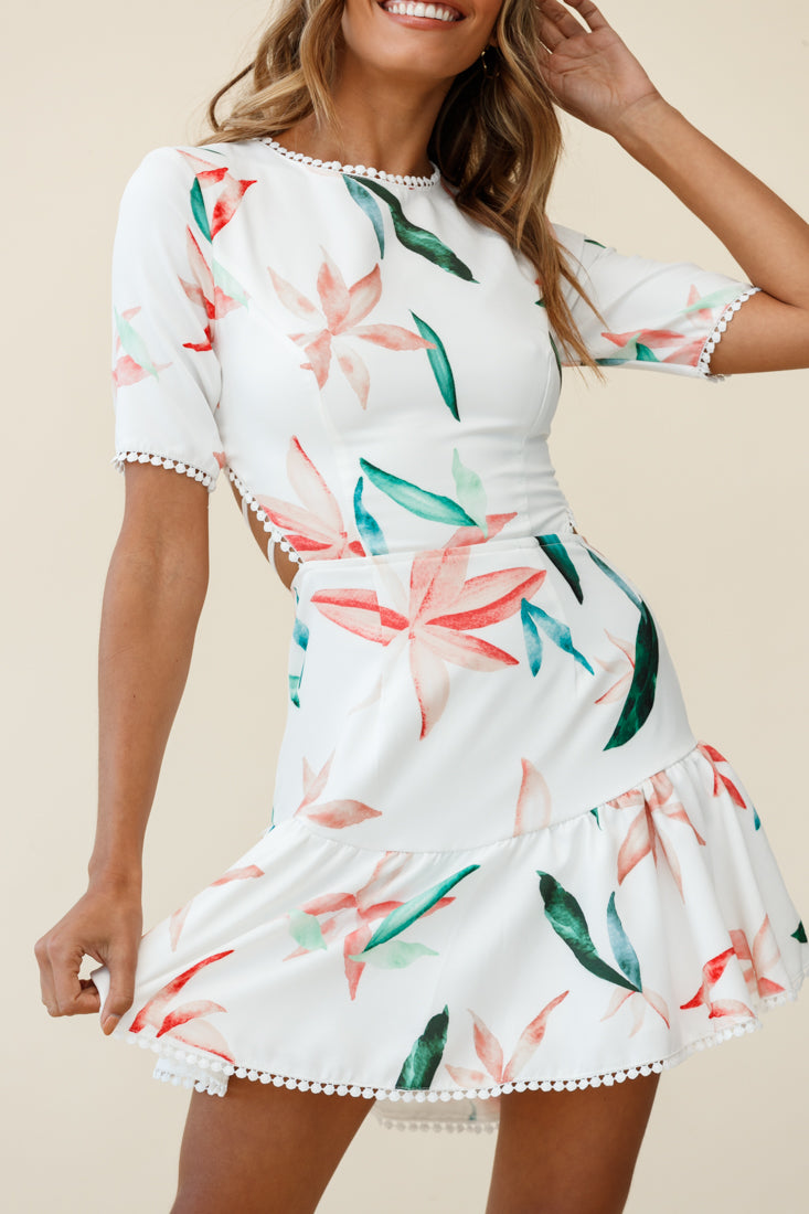 Manuela Half Sleeve Lace-Up Back Dress Leaf Print White by Selfie Leslie