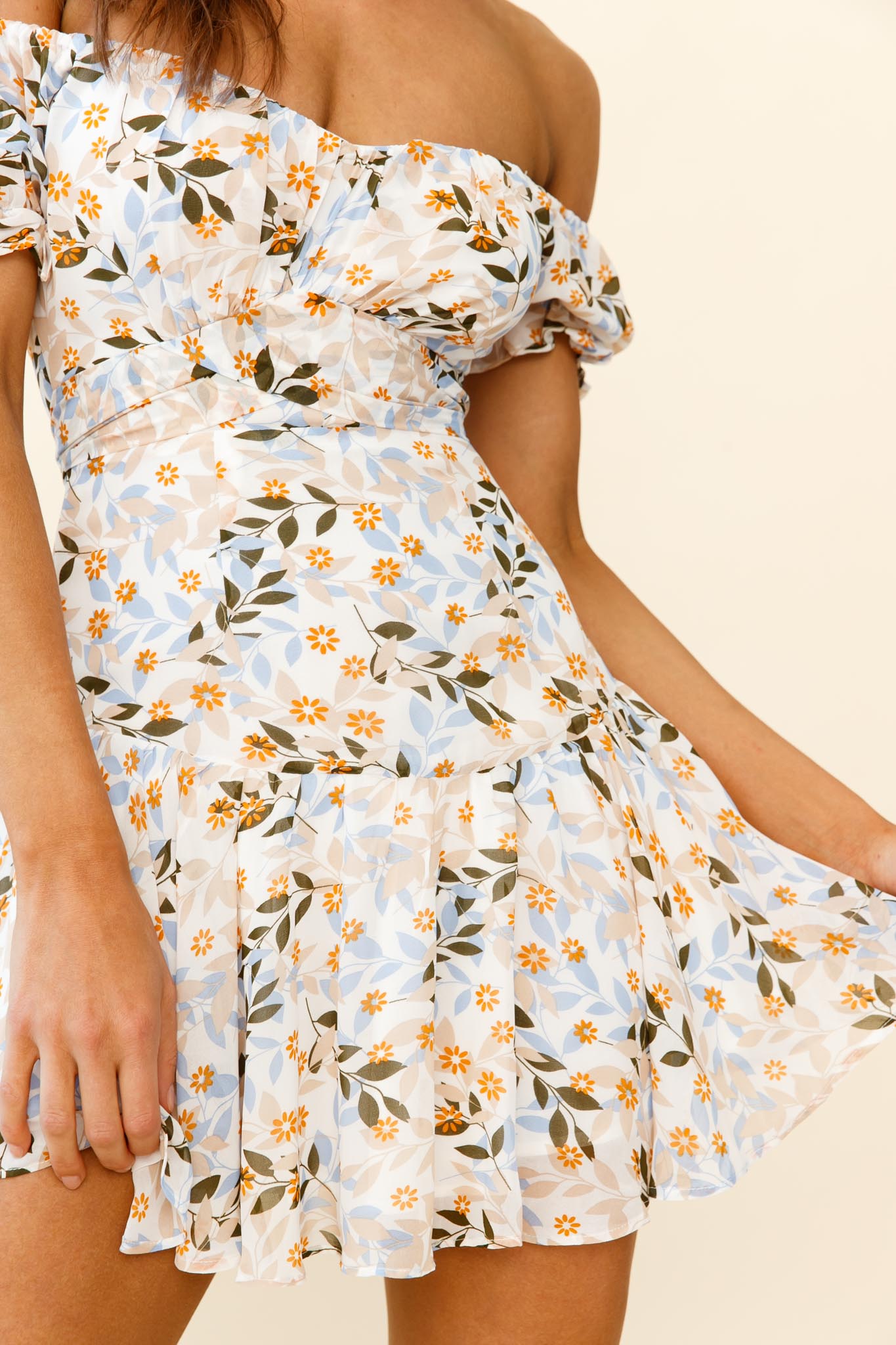 Linka Off-Shoulder Tie Back Fluted Hem Dress Leaf Print Orange/Blue by Selfie Leslie