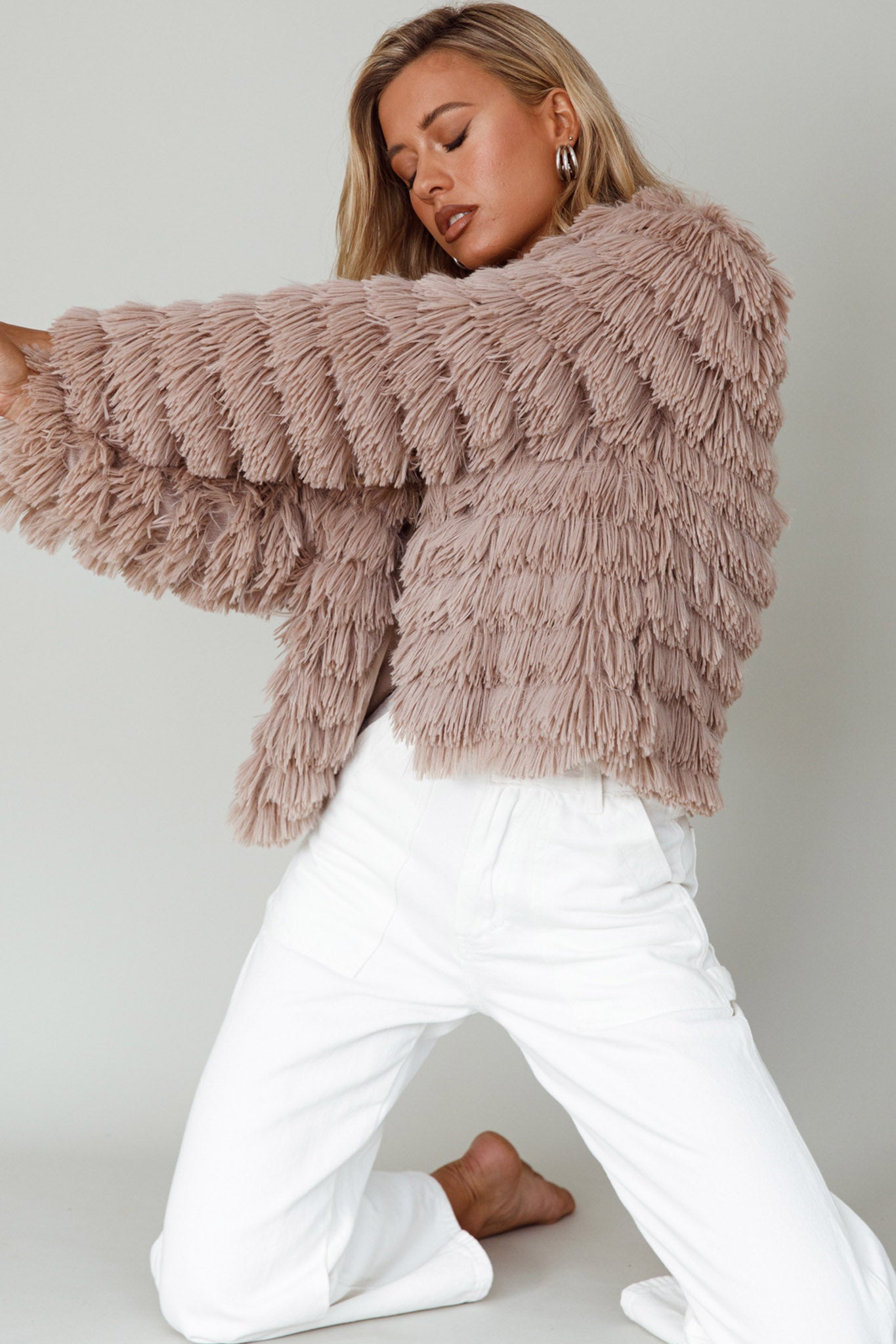 レディース THETOE ￼Chamonix shaggy jacket pants set