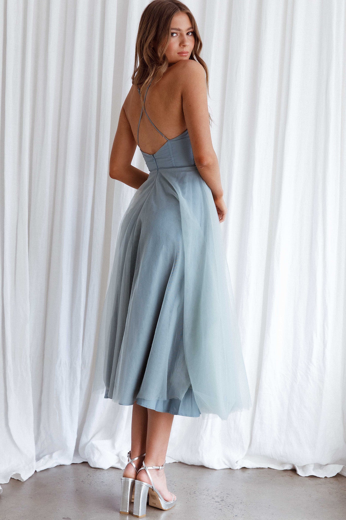 Smitten Sweetheart Neckline Chiffon Midi Dress Sage - M Smitten Sweetheart Neckline Chiffon Midi Dress Sage - M