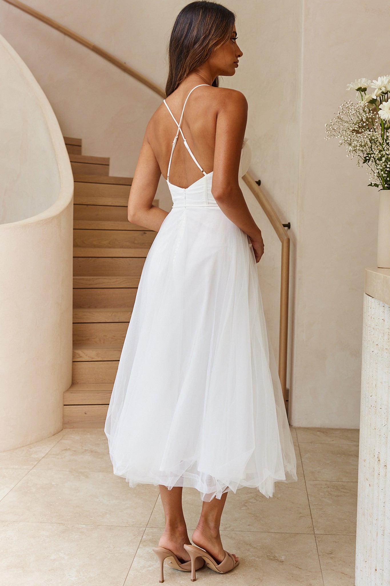 Smitten Sweetheart Neckline Chiffon Midi Dress White - Xs Smitten Sweetheart Neckline Chiffon Midi Dress White - Xs