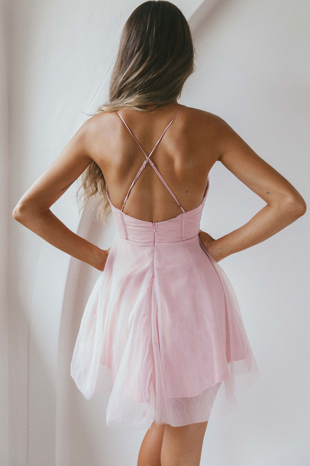 Smitten Sweetheart Neckline Chiffon Mini Party Dress Blush– Selfie Leslie