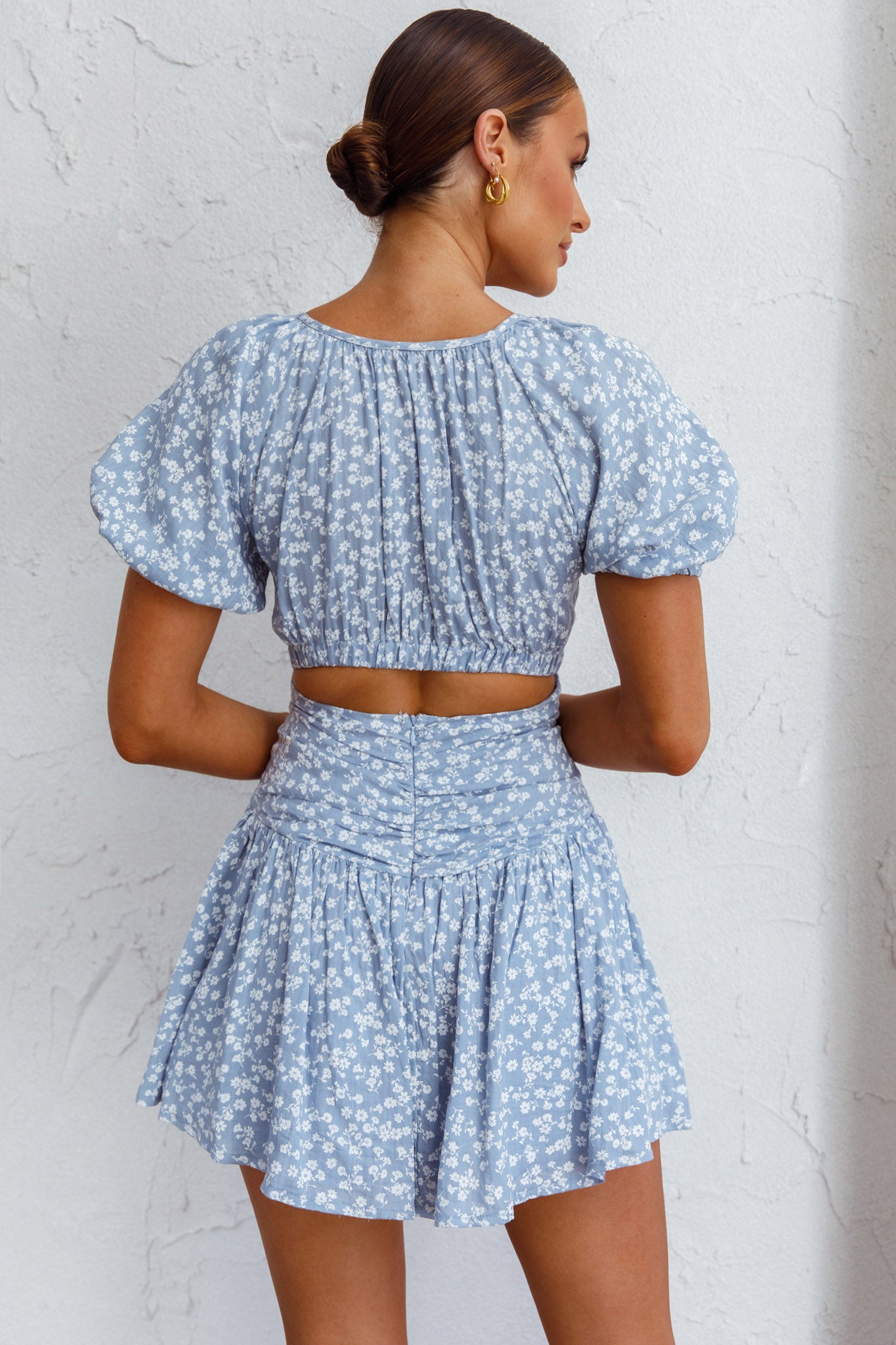 Your Moment Cut-Out Waist Dress Floral Blue by Selfie Leslie