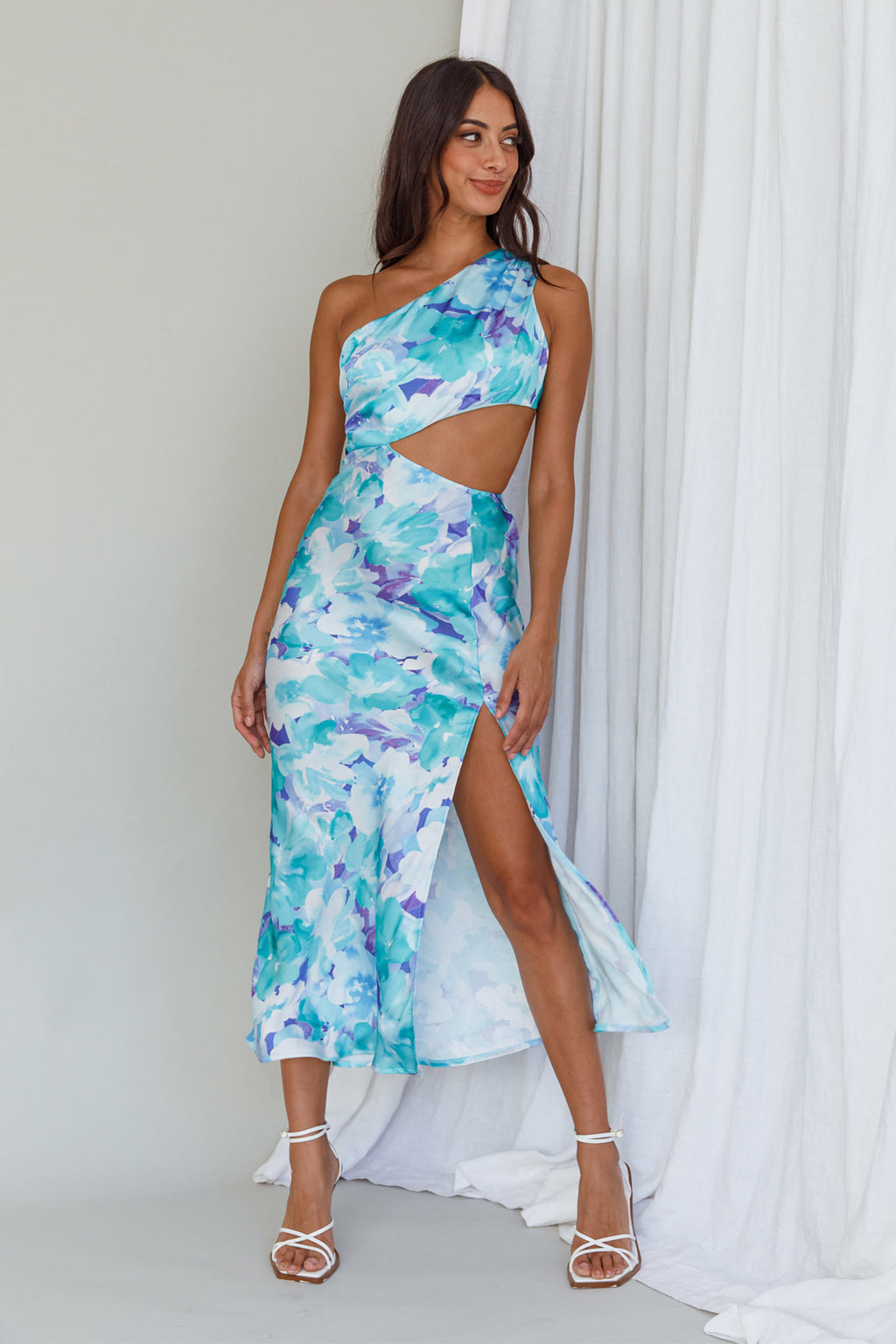 Cameron Cut-Out Midi Dress Floral Green/Blue by Selfie Leslie