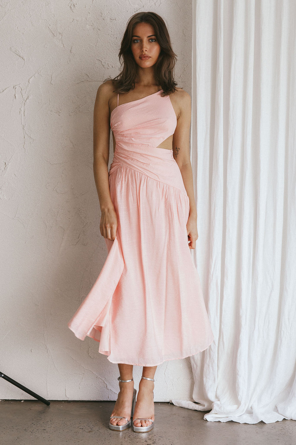 Destination Open Back Midi Dress Blush by Selfie Leslie
