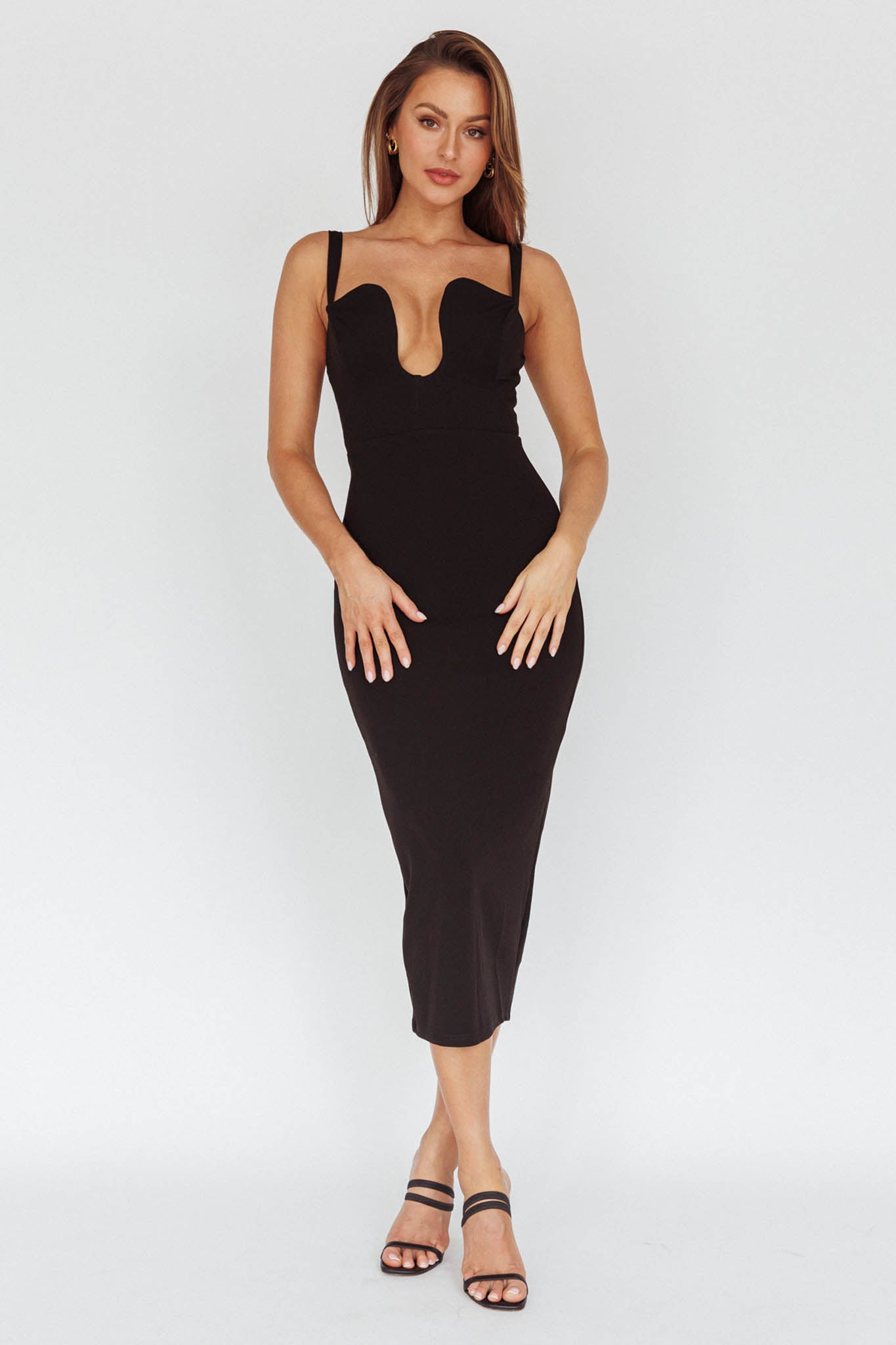 Winter Garden U-Neckline Maxi Dress Black by Selfie Leslie