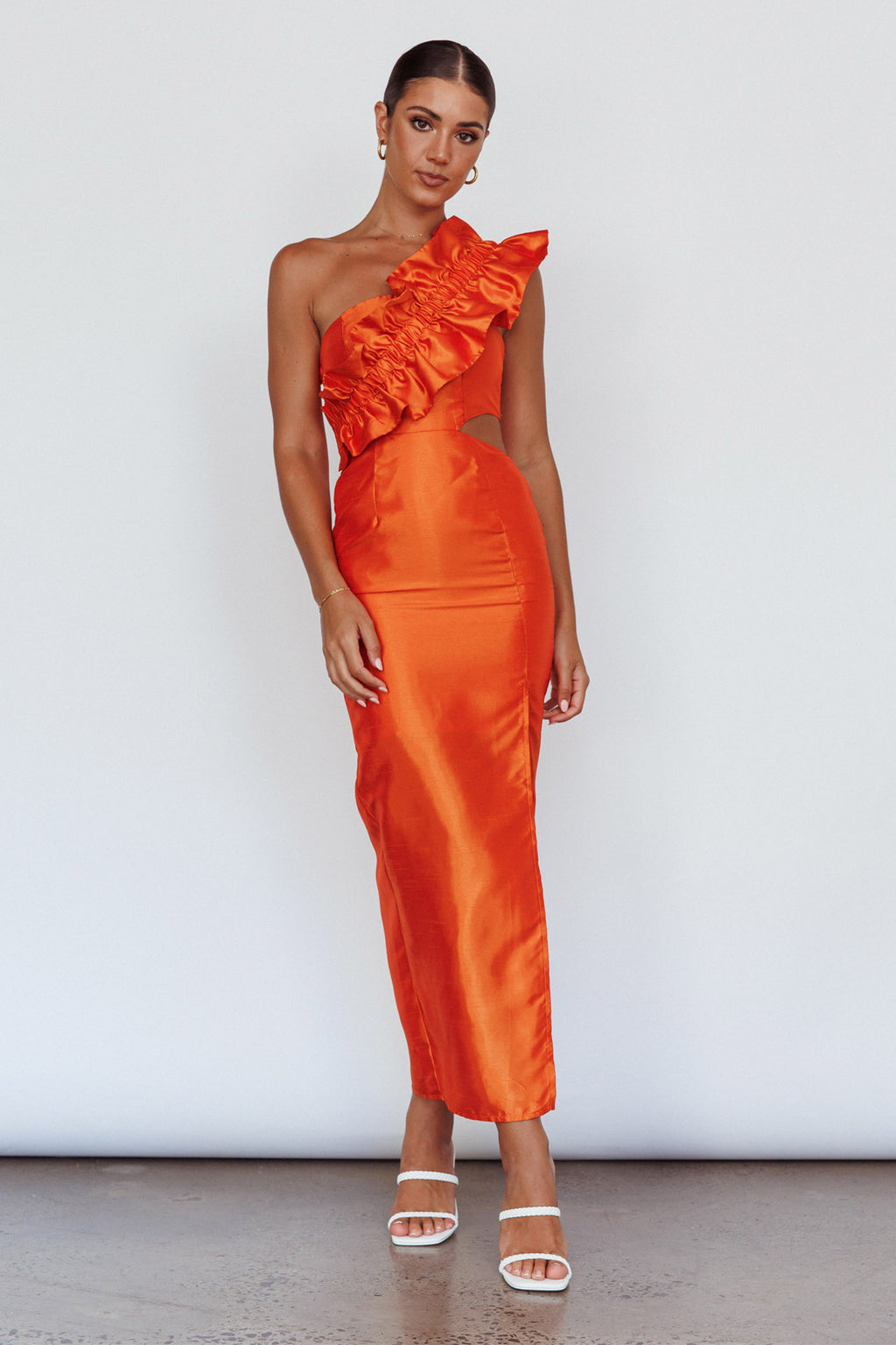 NY Moment Wide Ruffle Shoulder Dress Orange Selfie Leslie NY Moment Wide Ruffle Shoulder Dress Orange Selfie Leslie