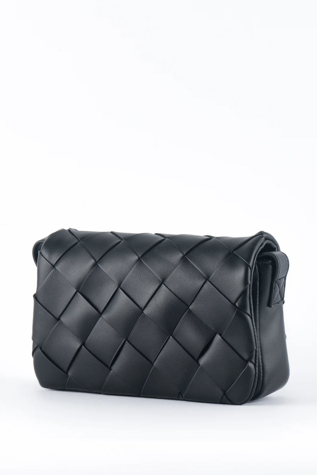 TEN TONES Azure Weave Bag Black by Selfie Leslie